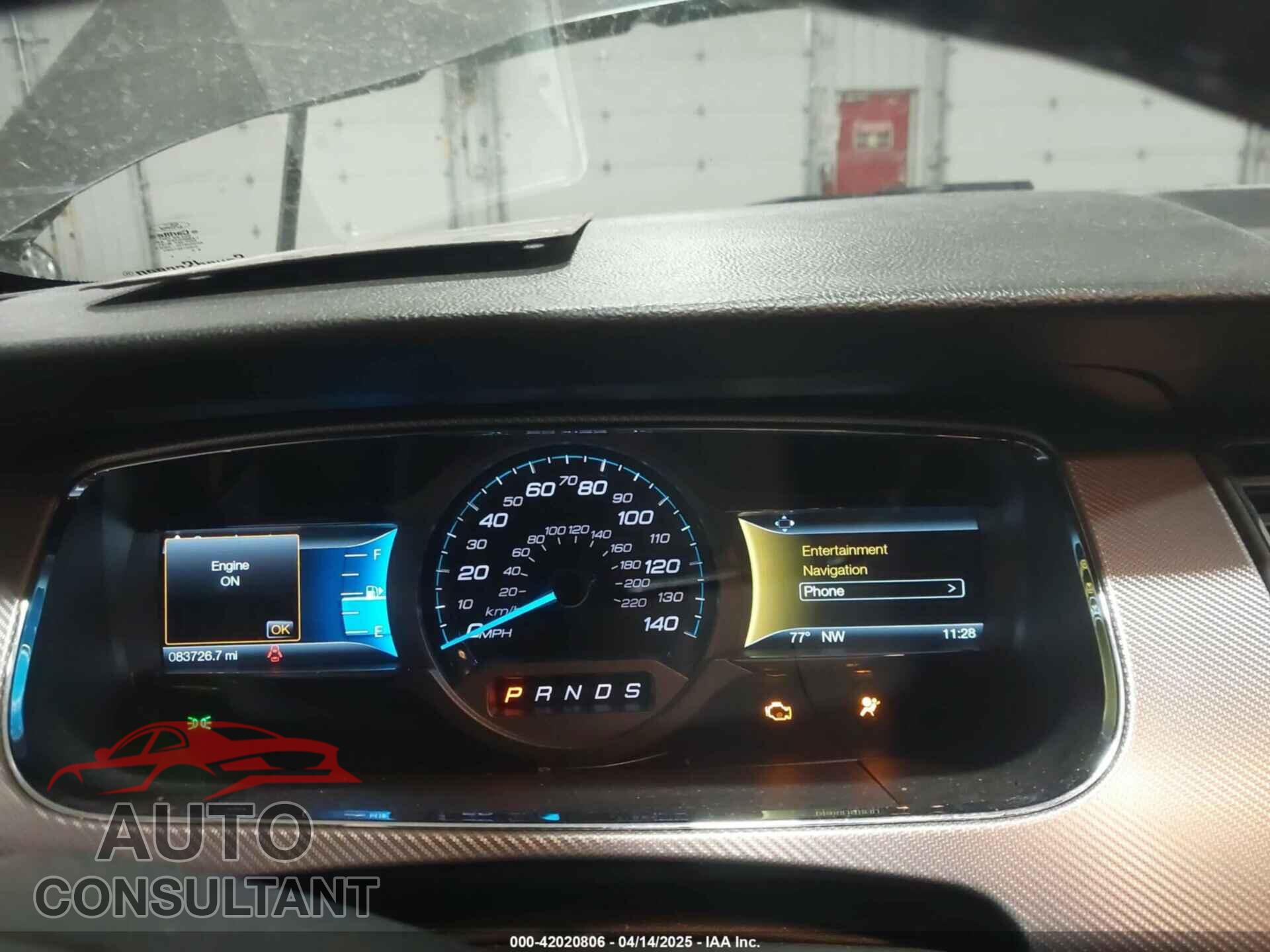 FORD TAURUS 2018 - 1FAHP2KTXJG119724