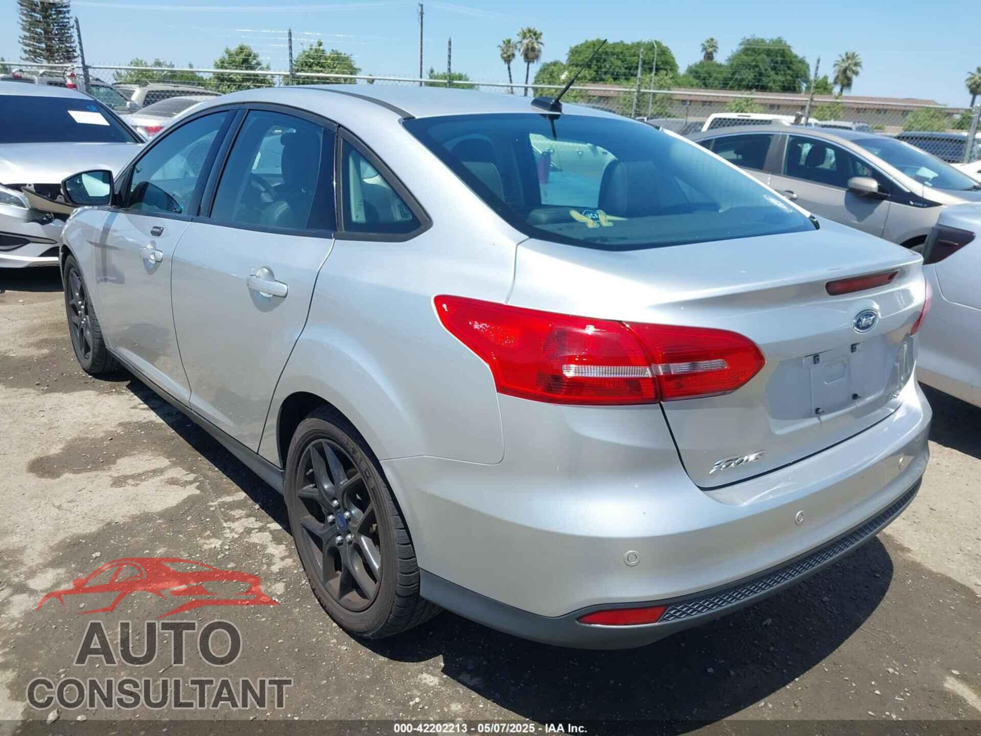 FORD FOCUS 2016 - 1FADP3F24GL225821