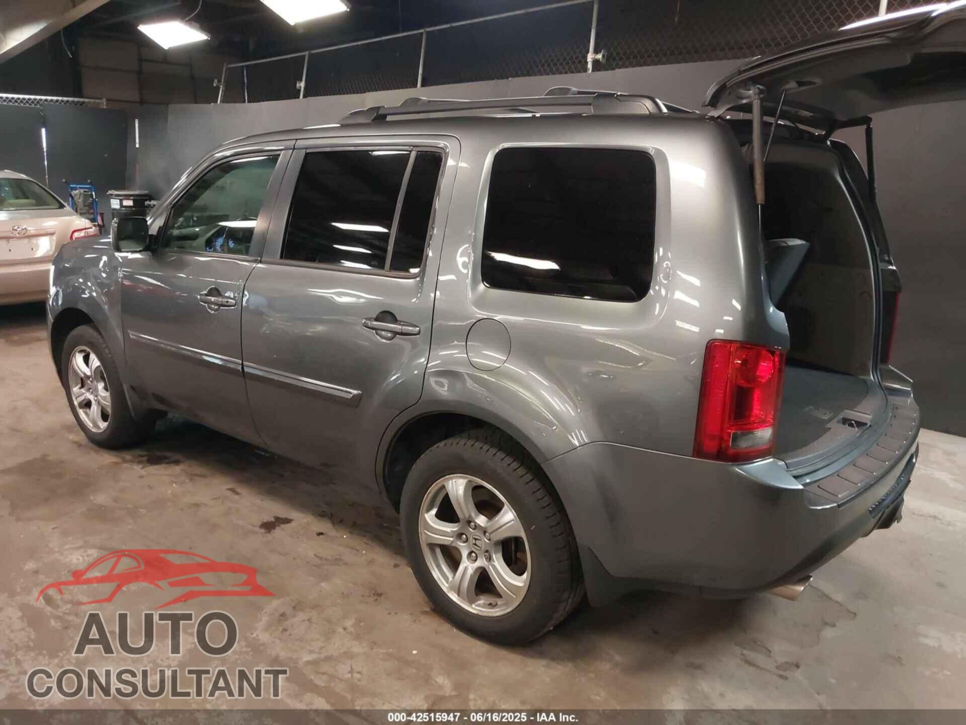 HONDA PILOT 2013 - 5FNYF4H74DB055262