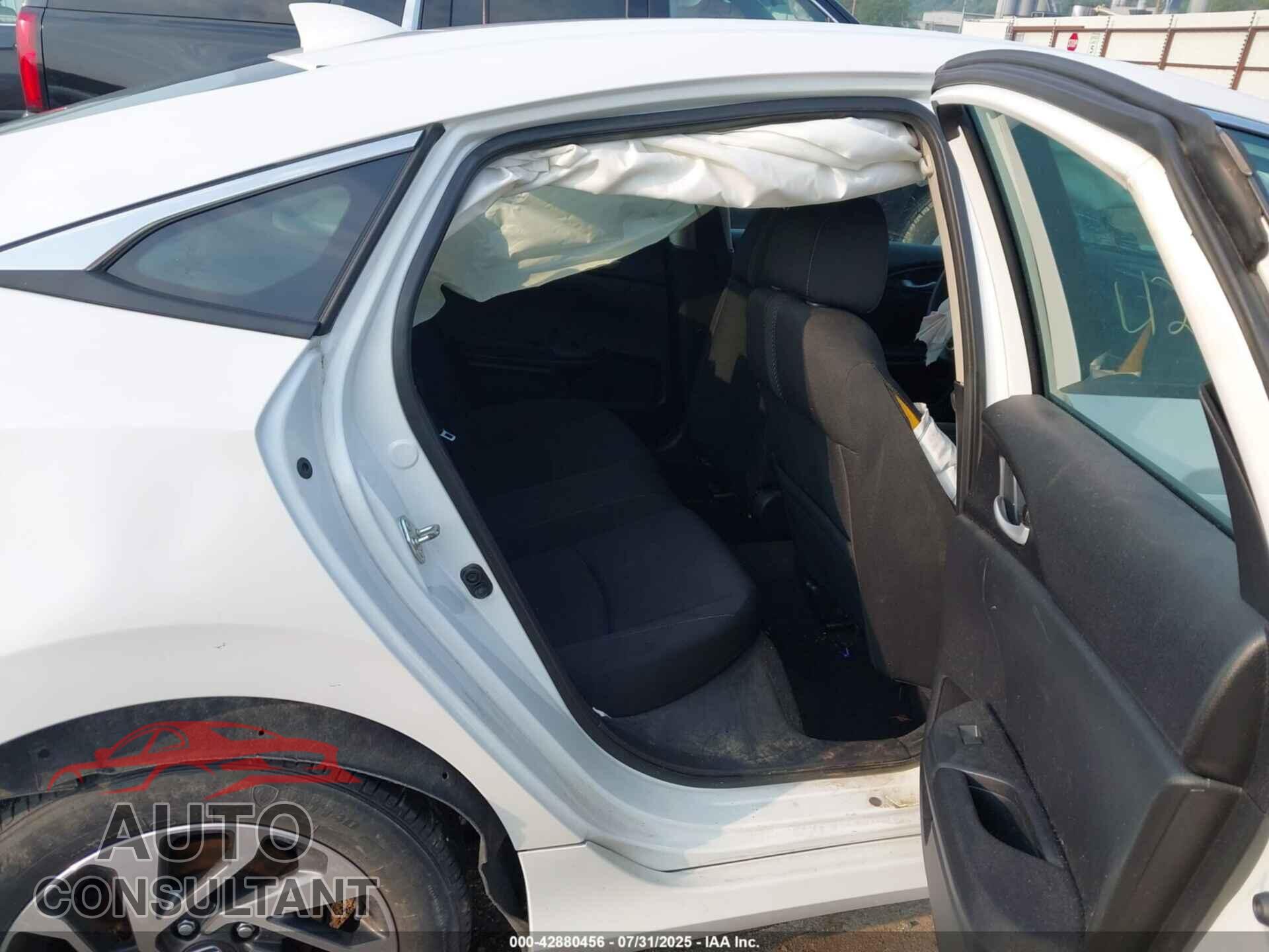 HONDA CIVIC 2018 - 19XFC2F77JE005299