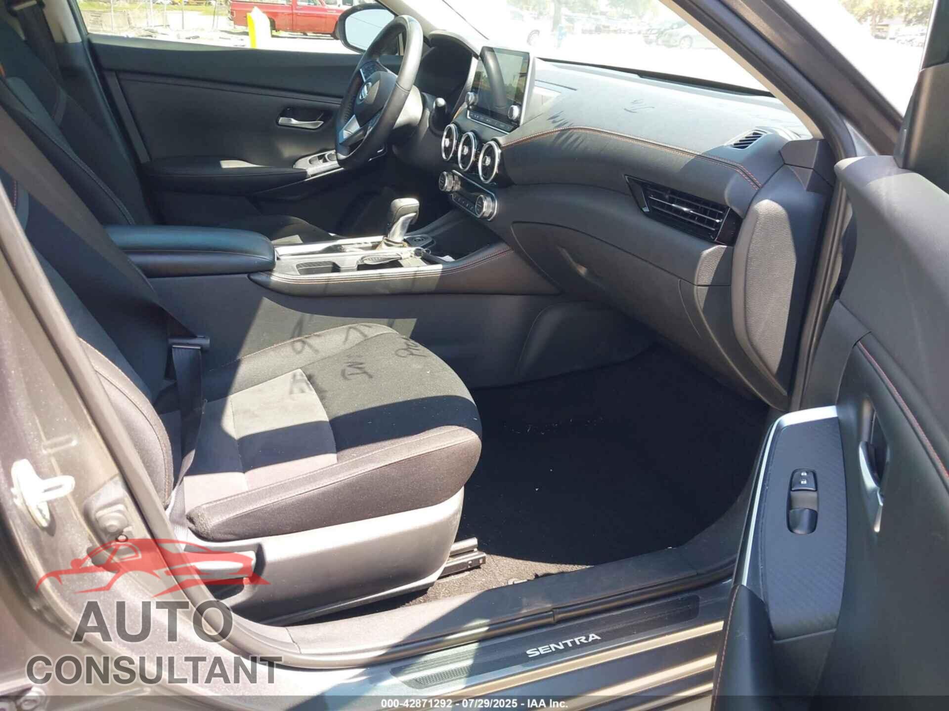 NISSAN SENTRA 2021 - 3N1AB8DV6MY271615