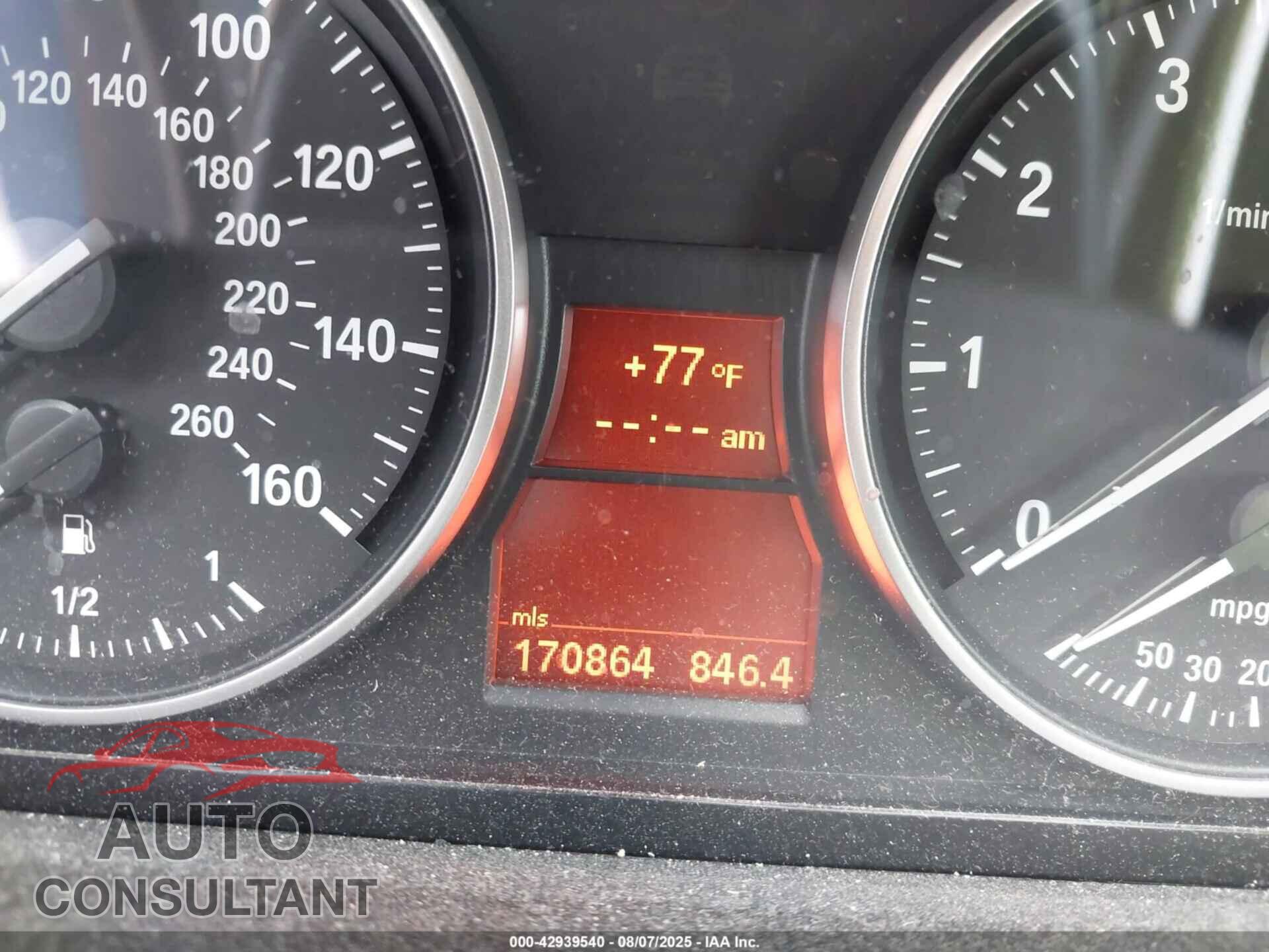 BMW 328I 2011 - WBAPH7C58BE126312