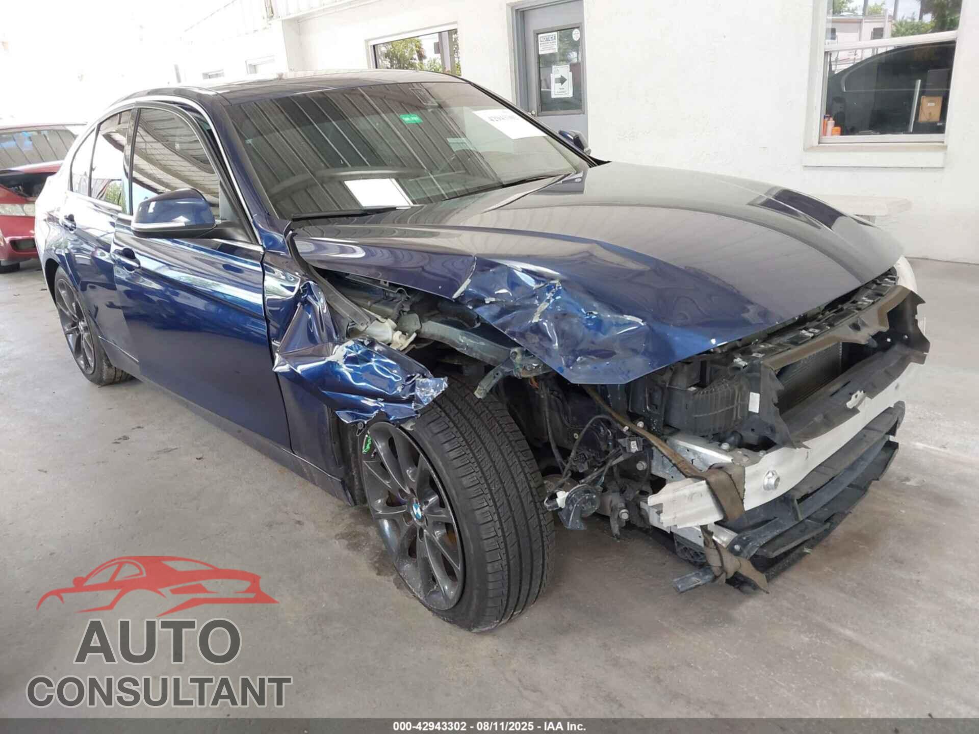 BMW 320I 2016 - WBA8A3C54GK689786