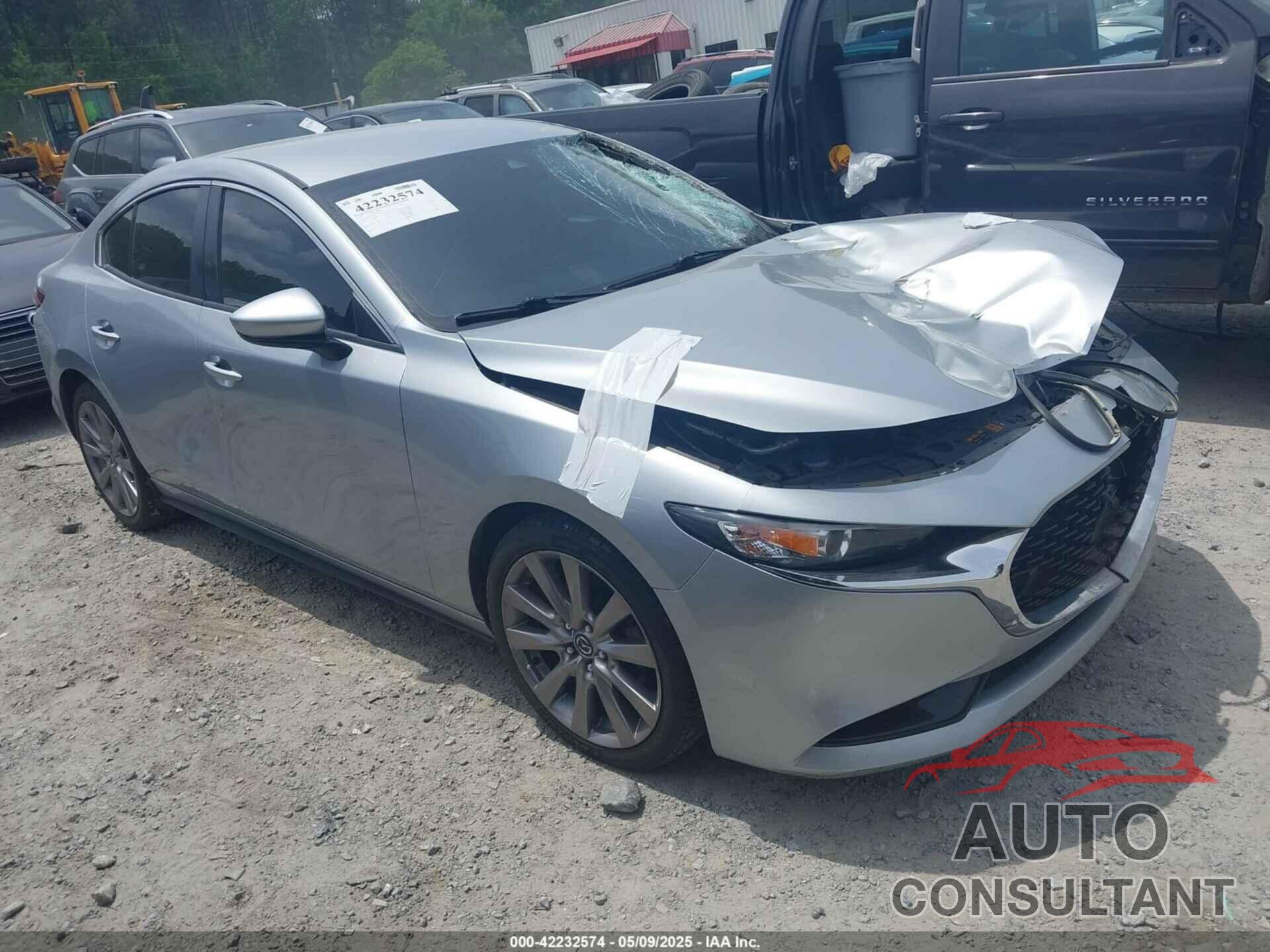 MAZDA MAZDA3 2019 - JM1BPACL0K1109359