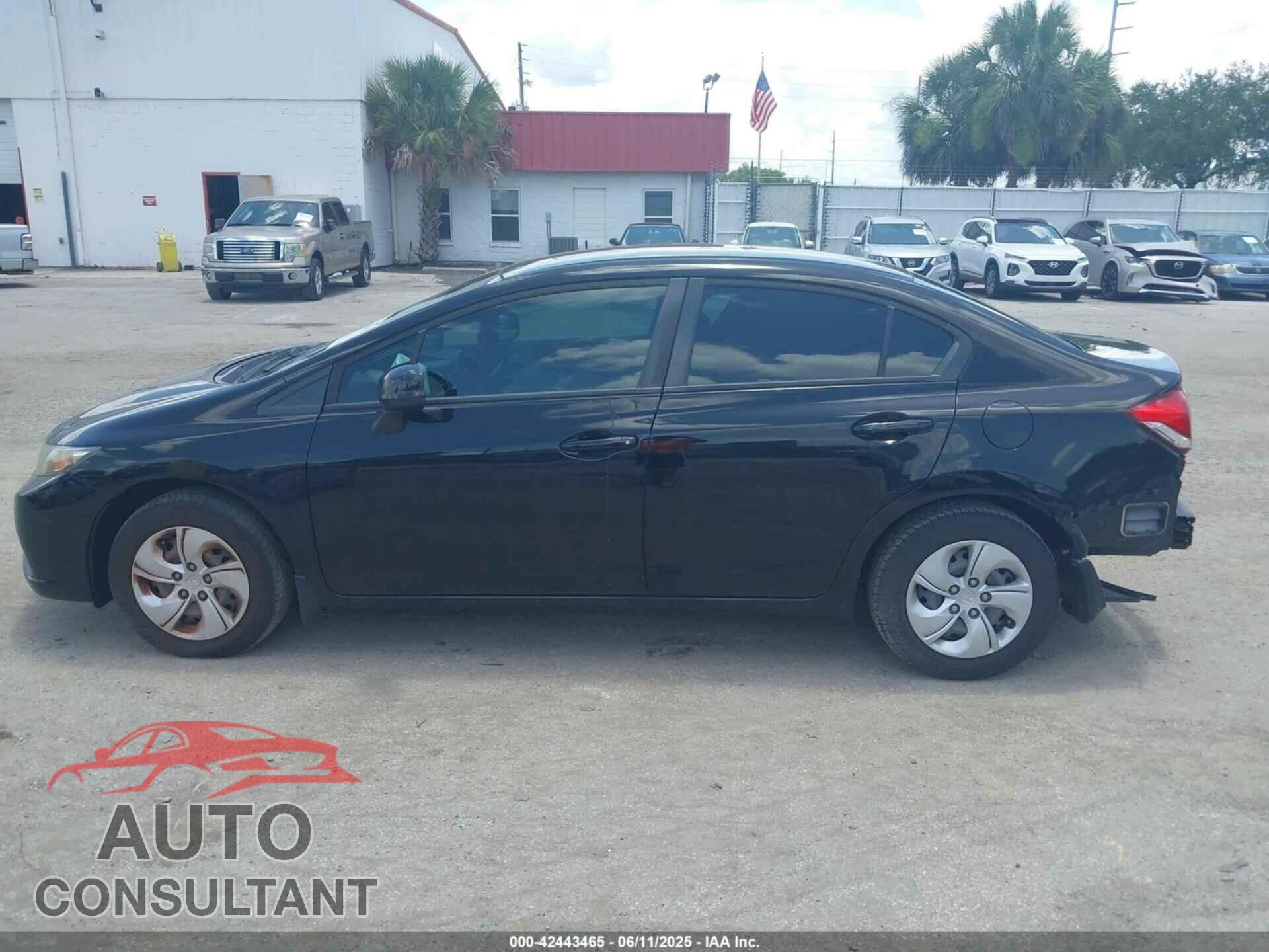 HONDA CIVIC 2013 - 19XFB2F59DE002247