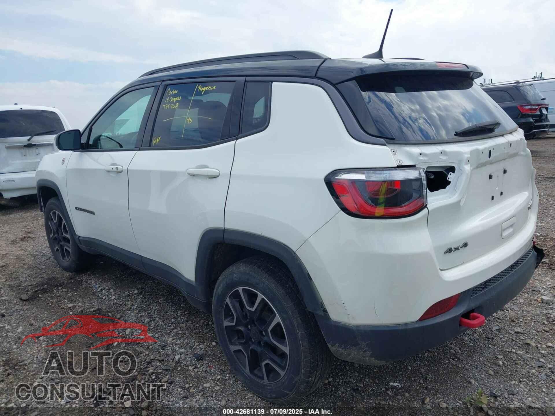 JEEP COMPASS 2019 - 3C4NJDDB3KT760631