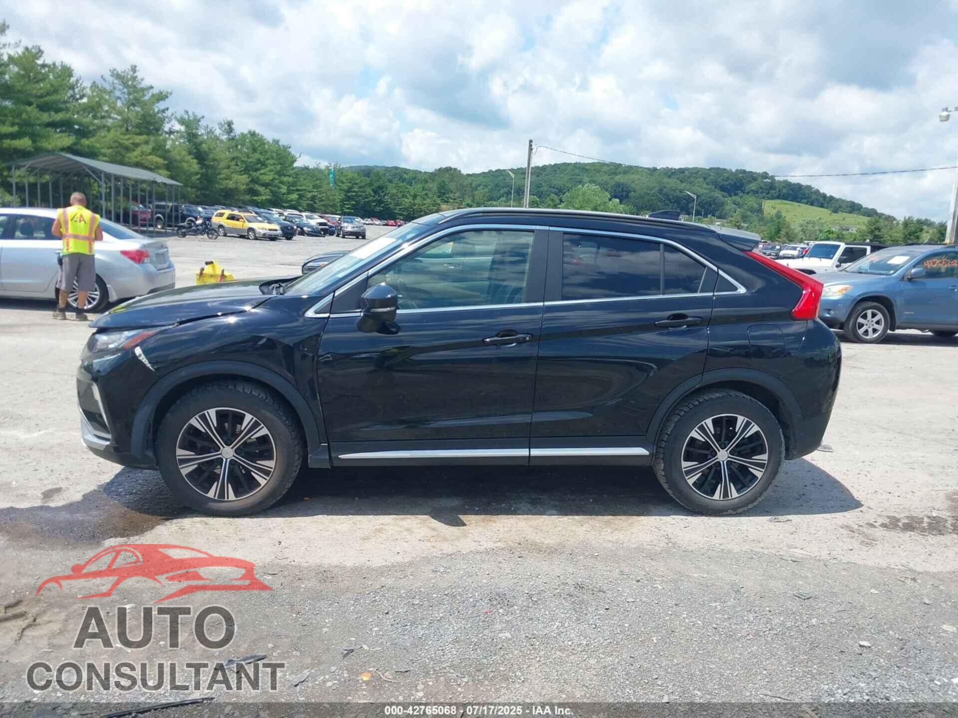 MITSUBISHI ECLIPSE CROSS 2018 - JA4AT5AA2JZ040927