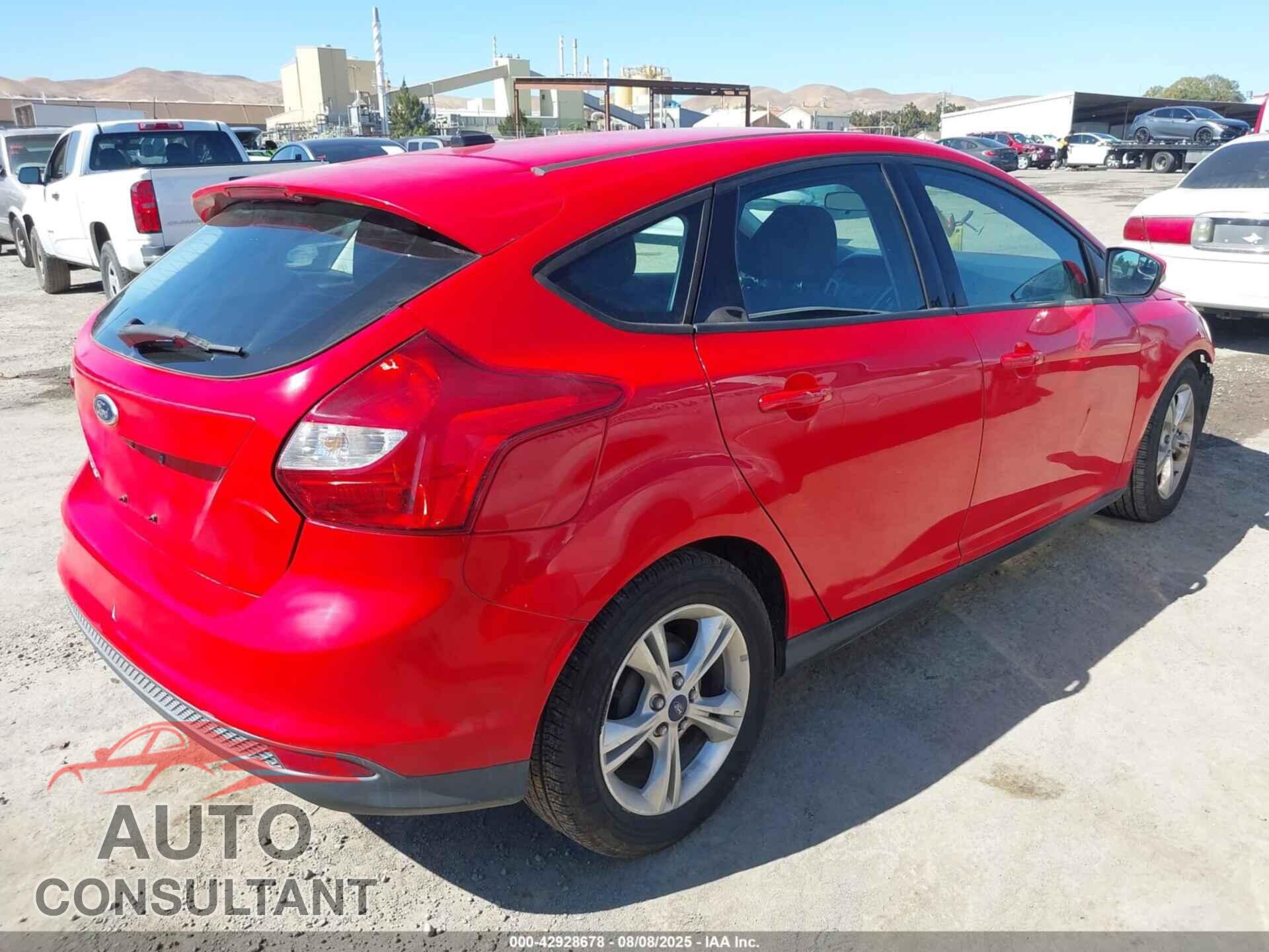 FORD FOCUS 2014 - 1FADP3K25EL335781