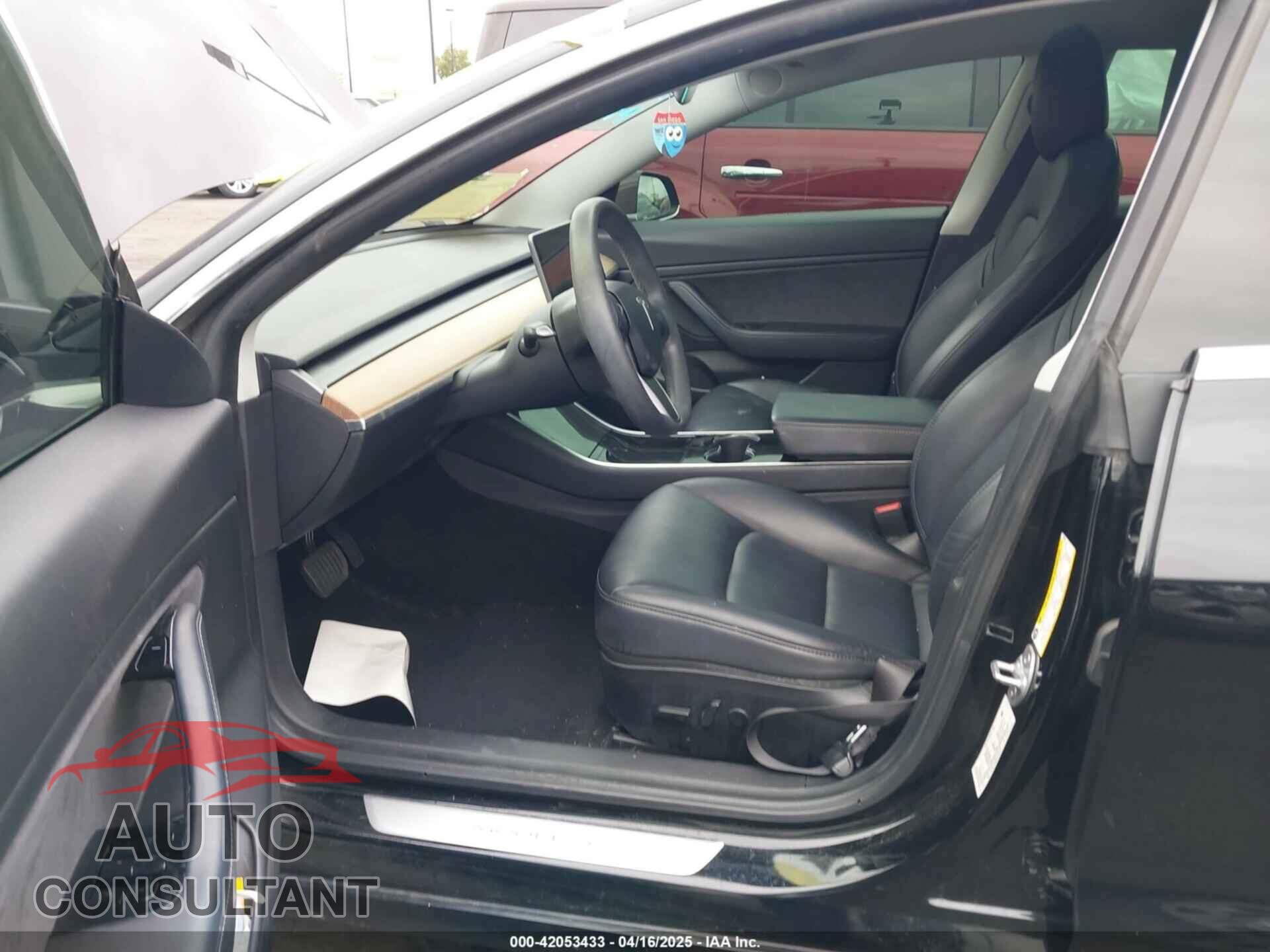 TESLA MODEL 3 2020 - 5YJ3E1EB8LF790197