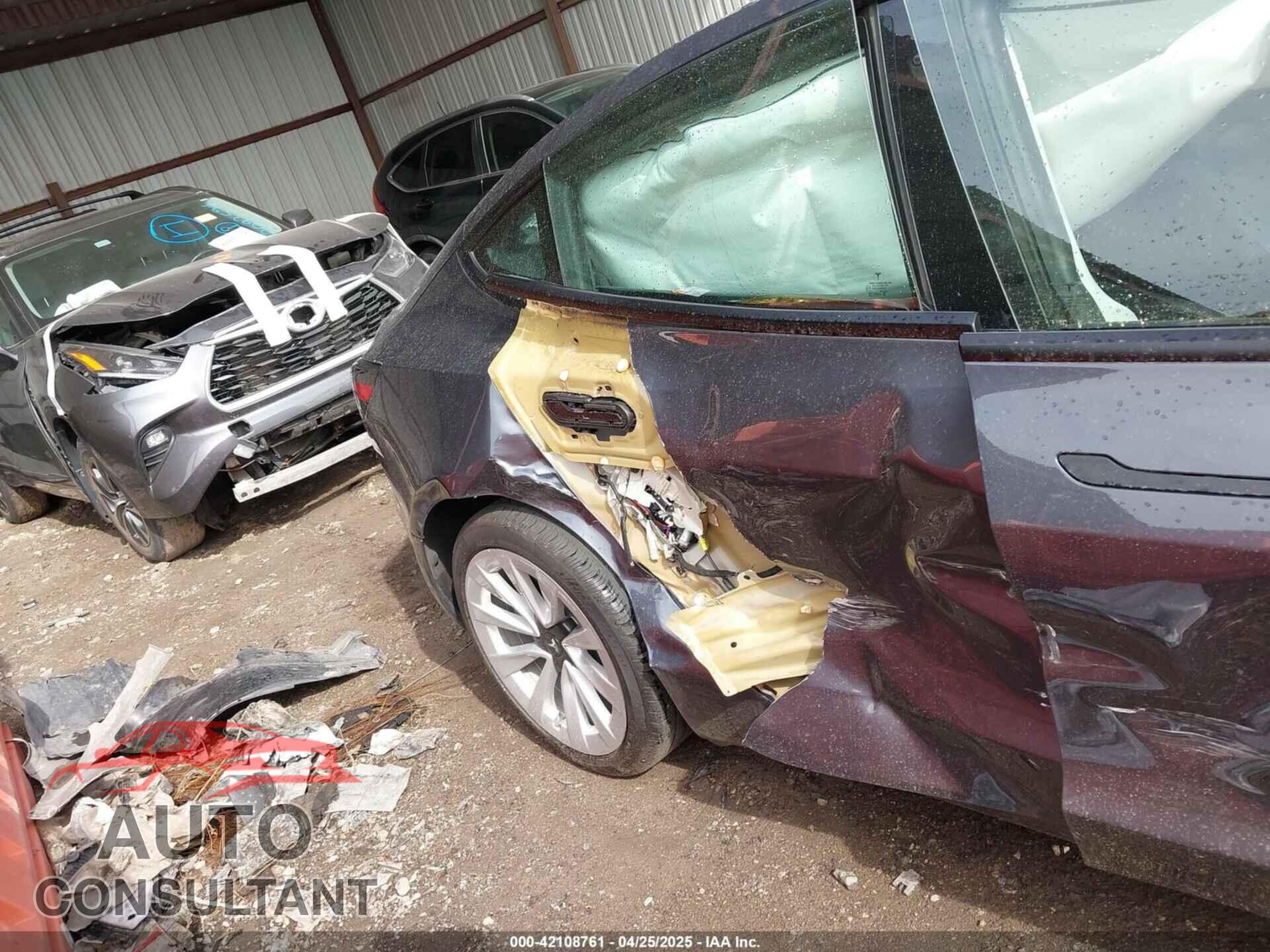 TESLA MODEL 3 2023 - 5YJ3E1EA4PF641945