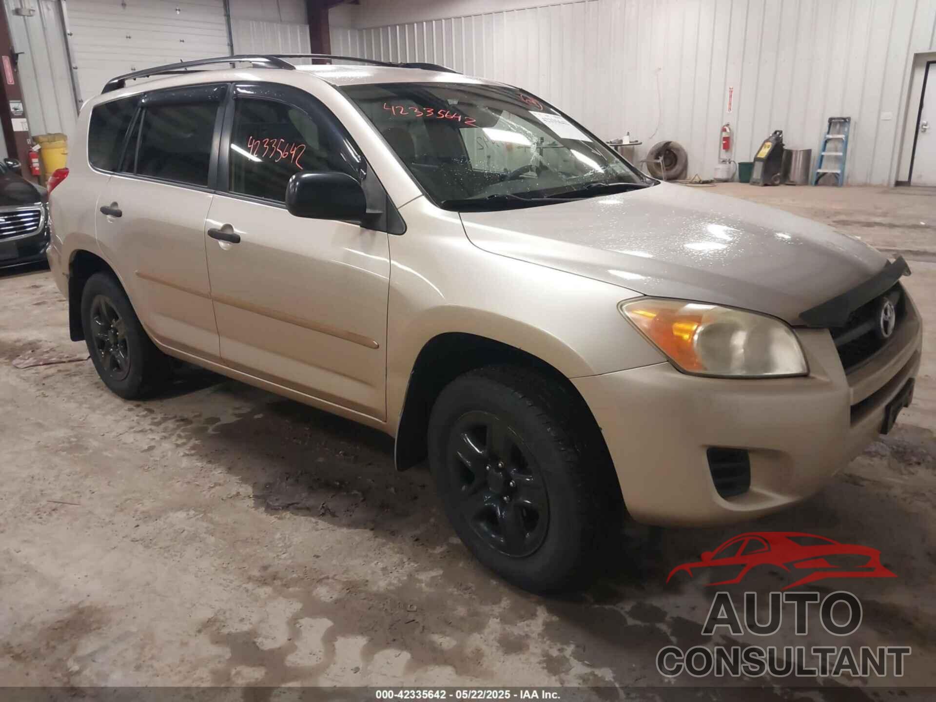 TOYOTA RAV4 2009 - JTMBF33V39D011743