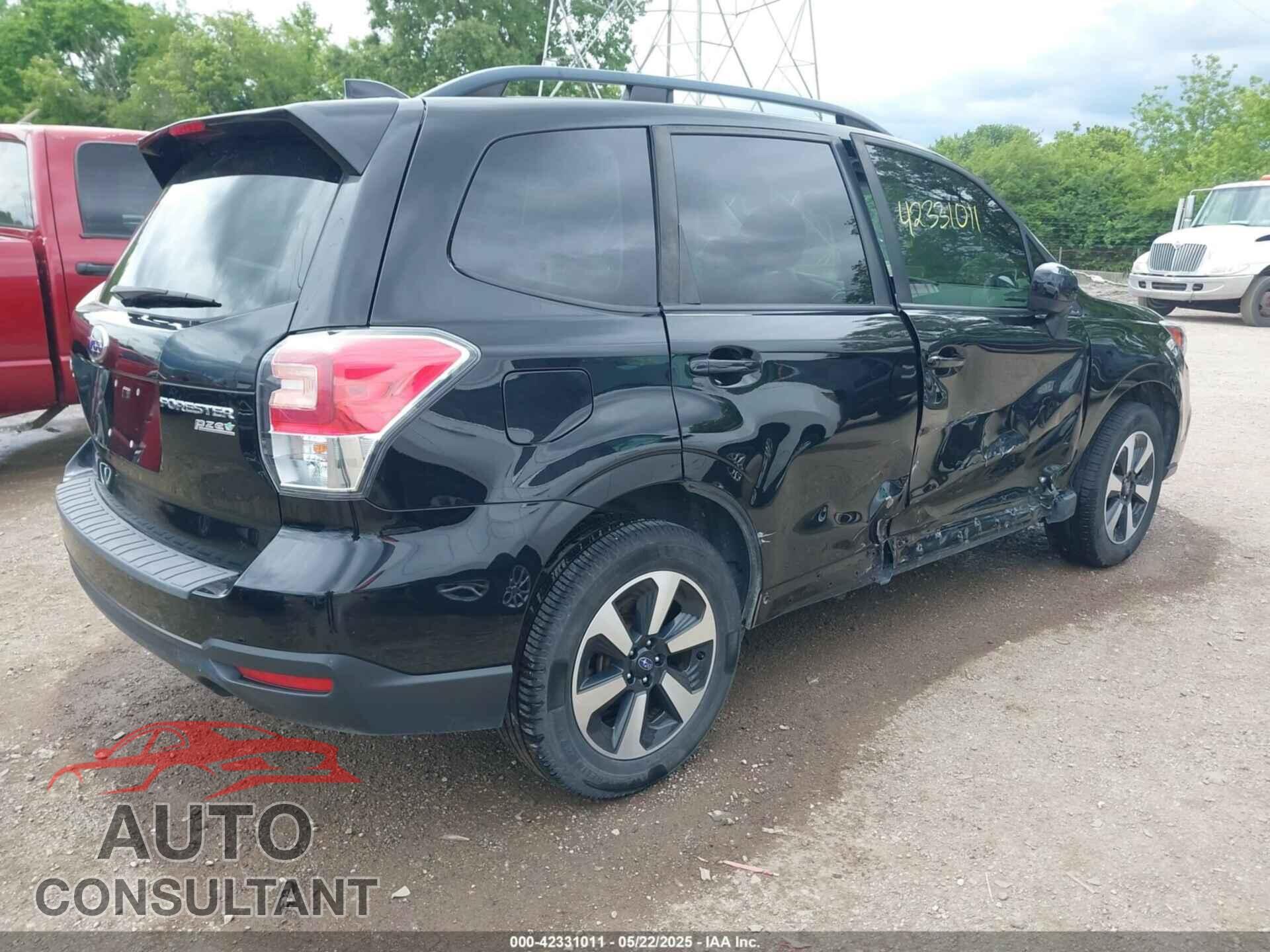 SUBARU FORESTER 2017 - JF2SJAEC6HH543964