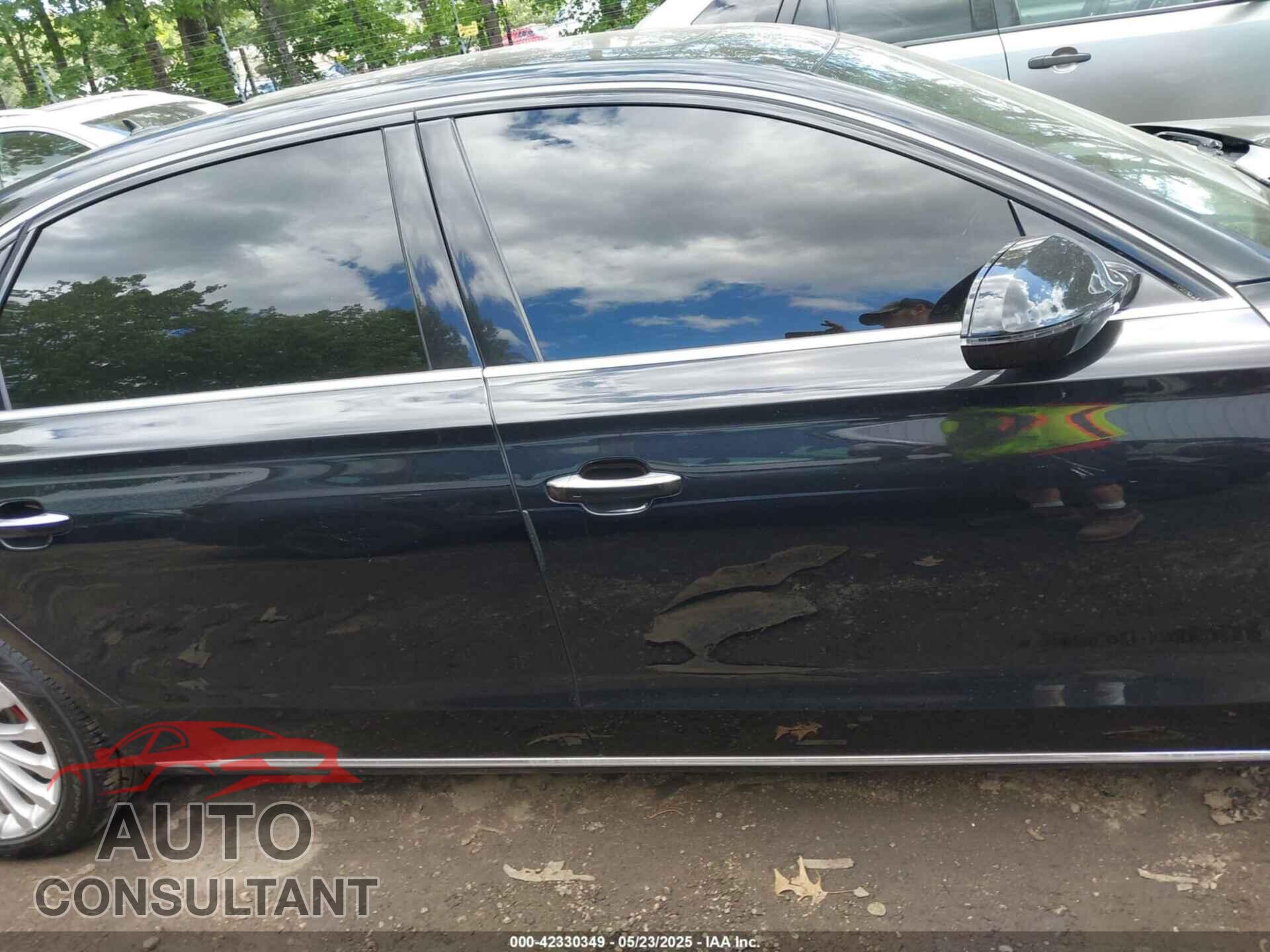 AUDI A8 L 2015 - WAU3GAFD4FN039482