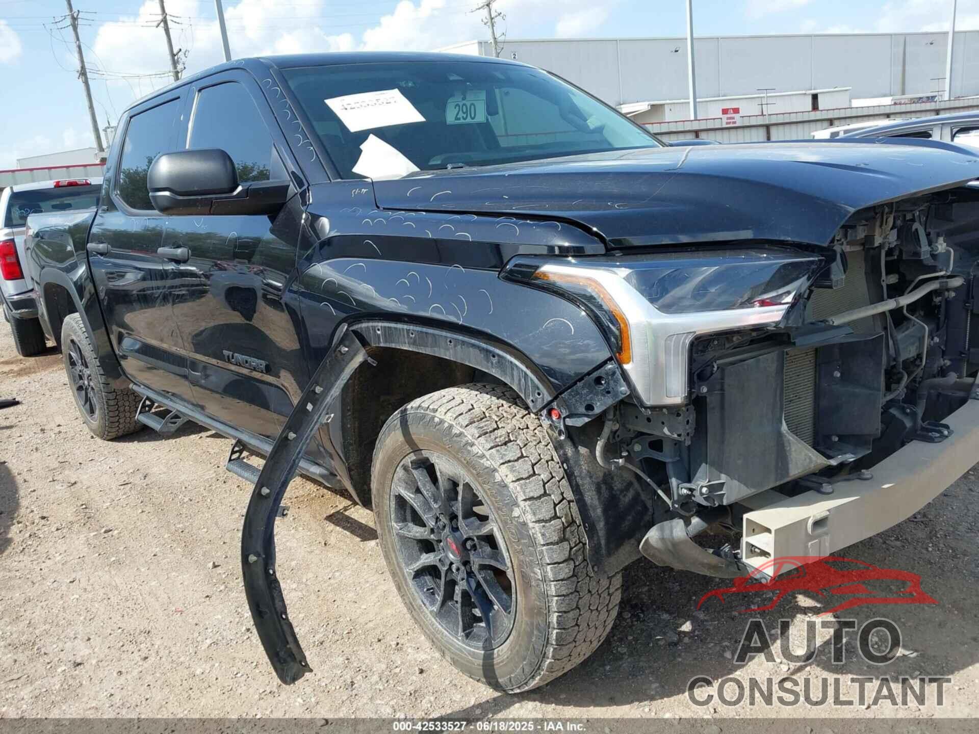 TOYOTA TUNDRA 2023 - 5TFLA5DB8PX067014