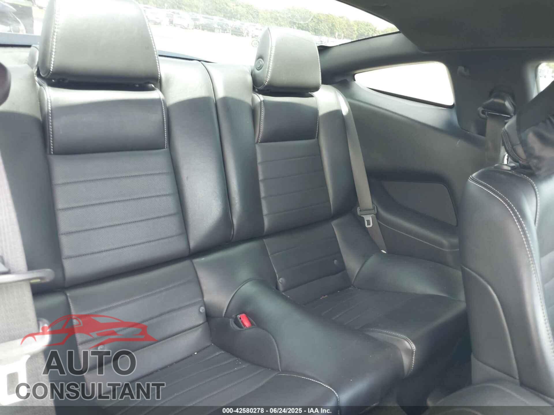 FORD MUSTANG 2013 - 1ZVBP8AM5D5263496
