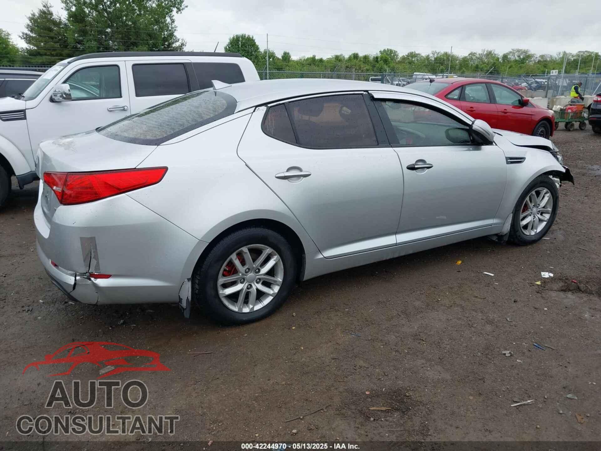 KIA OPTIMA 2013 - KNAGM4A75D5431221
