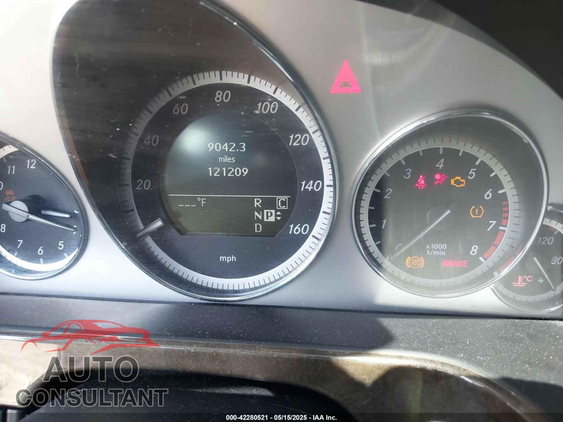 MERCEDES-BENZ E 550 2010 - WDDHF9AB2AA147637