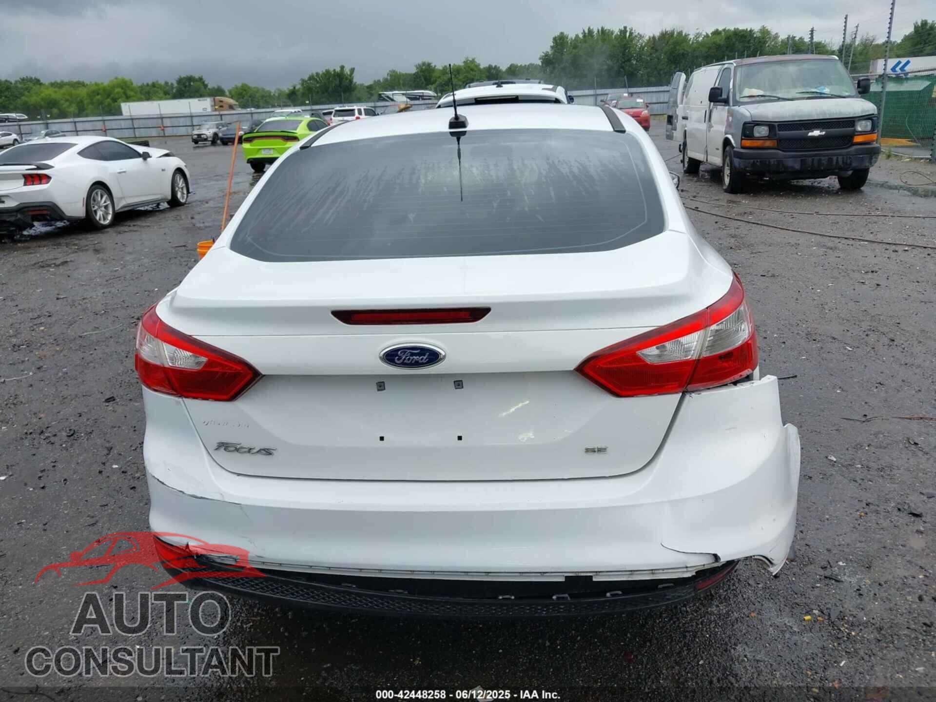FORD FOCUS 2013 - 1FADP3F23DL297055