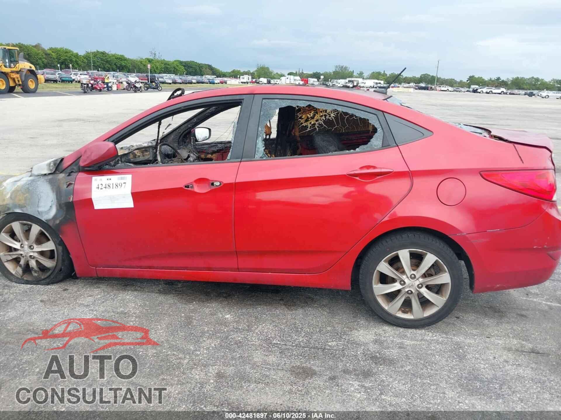 HYUNDAI ACCENT 2012 - KMHCU4AE6CU244652