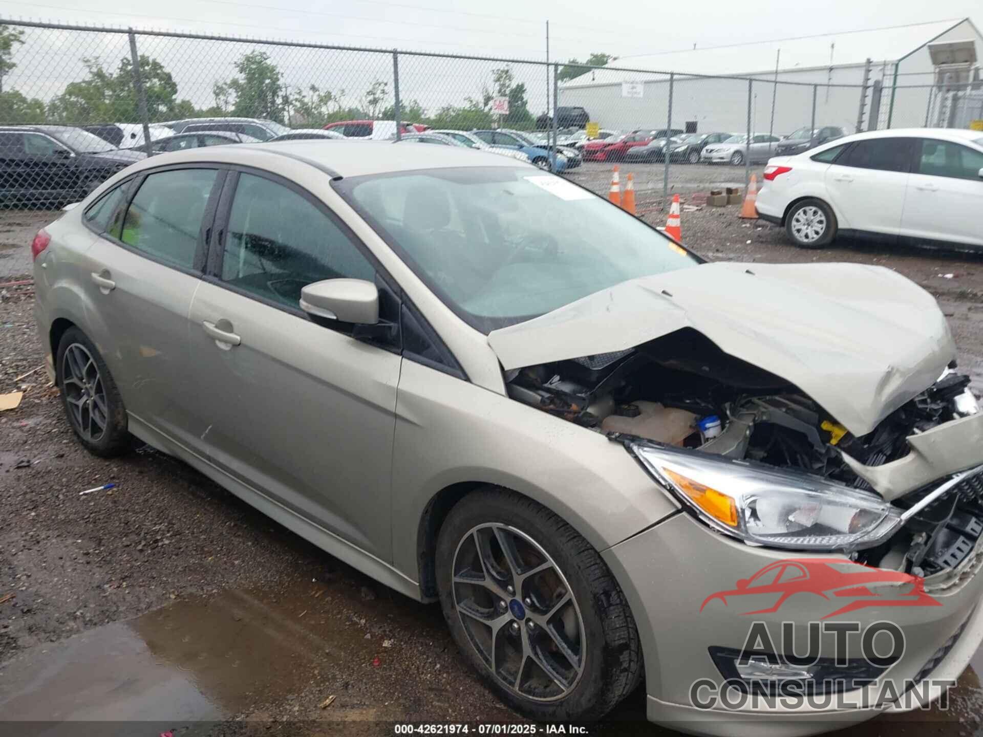 FORD FOCUS 2016 - 1FADP3F26GL359178