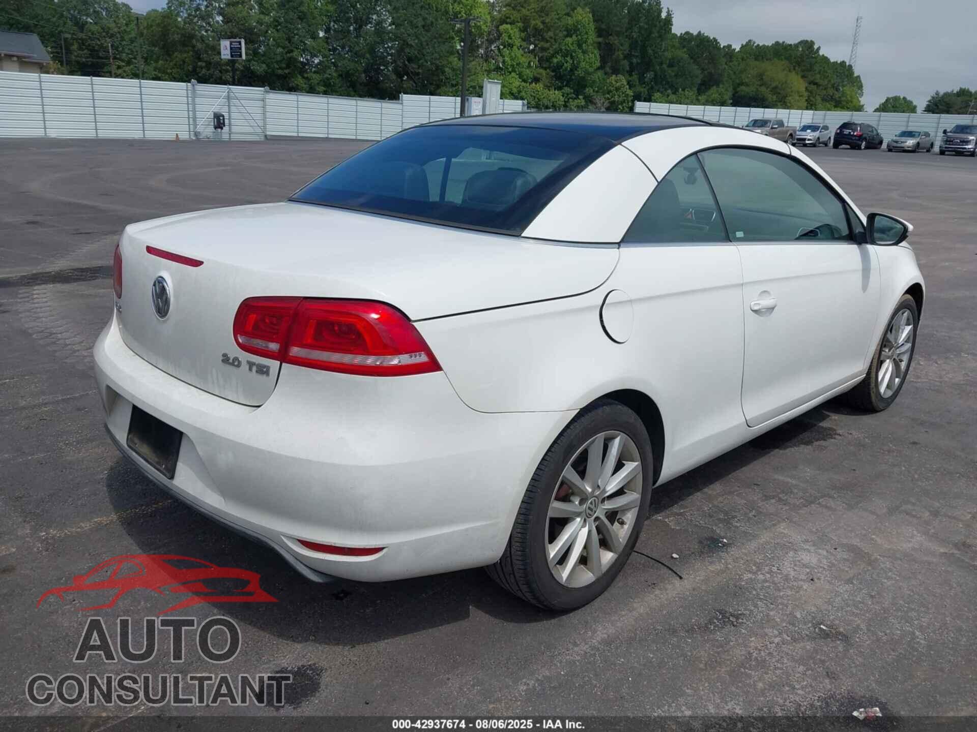VOLKSWAGEN EOS 2013 - WVWBW8AH8DV007927