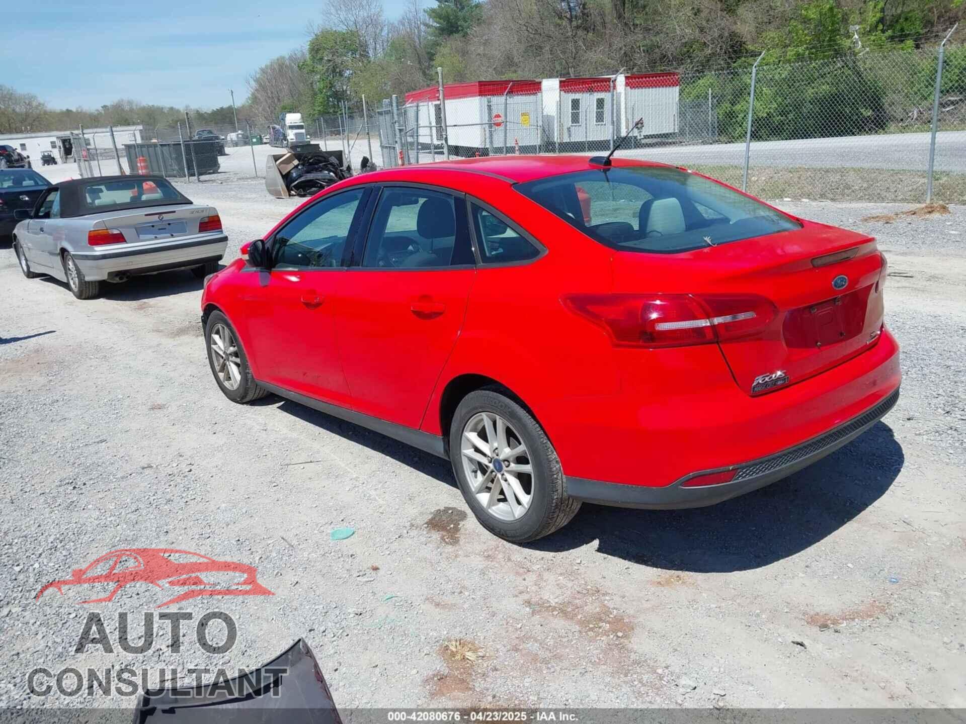 FORD FOCUS 2015 - 1FADP3F25FL207438