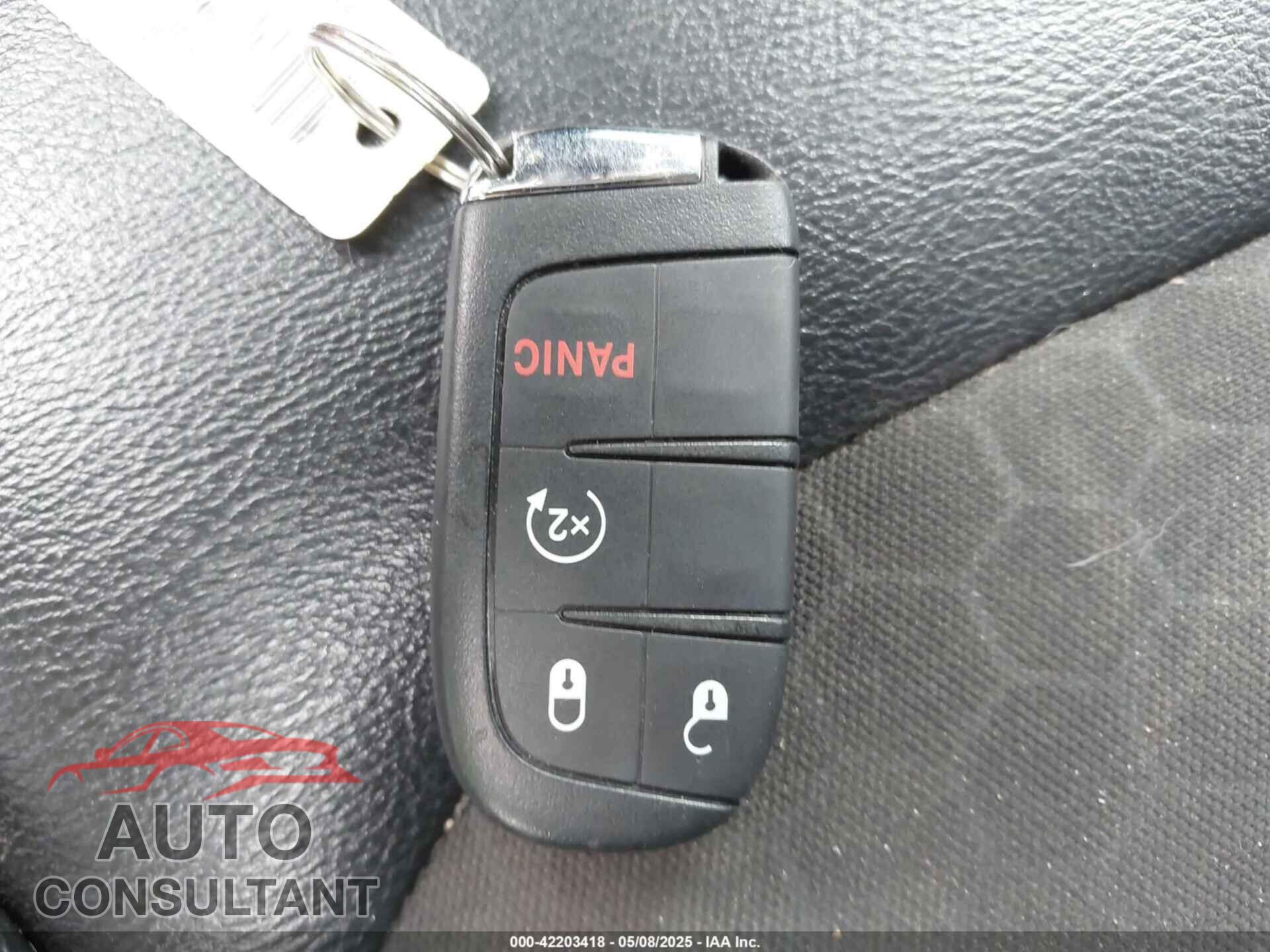 JEEP COMPASS 2018 - 3C4NJDBB9JT403794