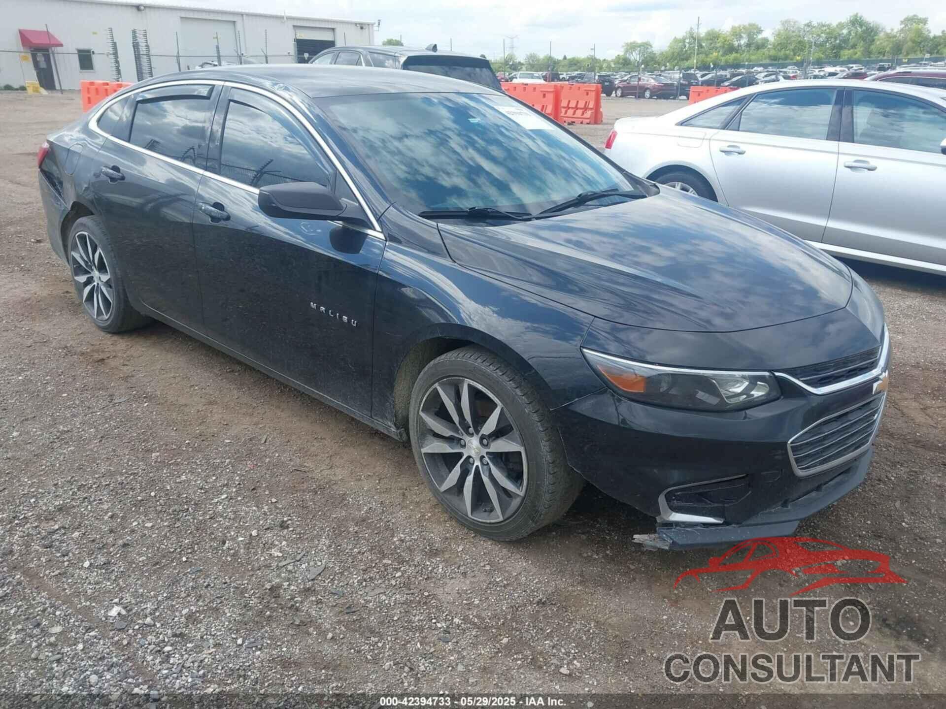 CHEVROLET MALIBU 2018 - 1G1ZB5ST2JF251857