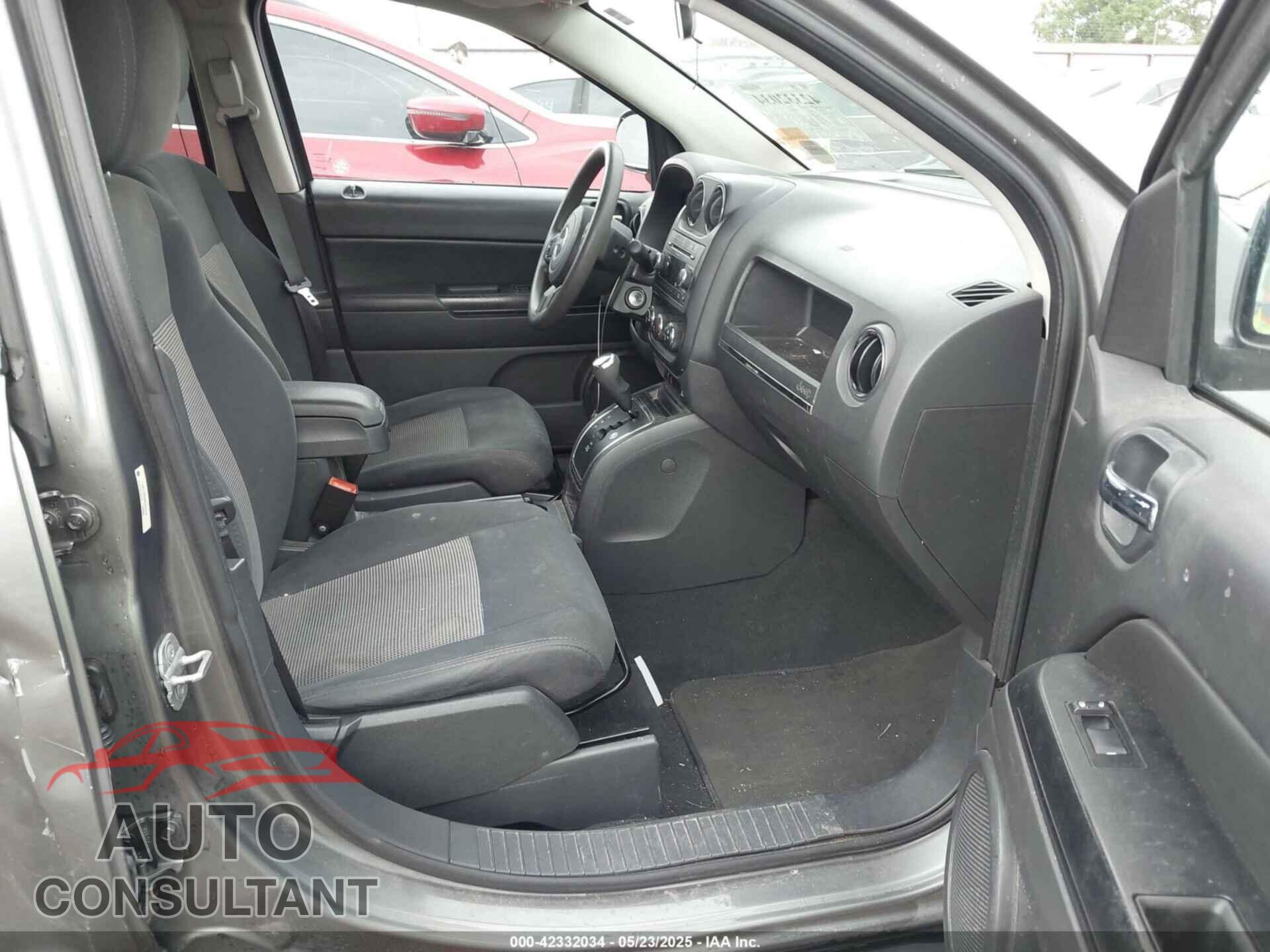 JEEP COMPASS 2011 - 1J4NT1FB0BD215718