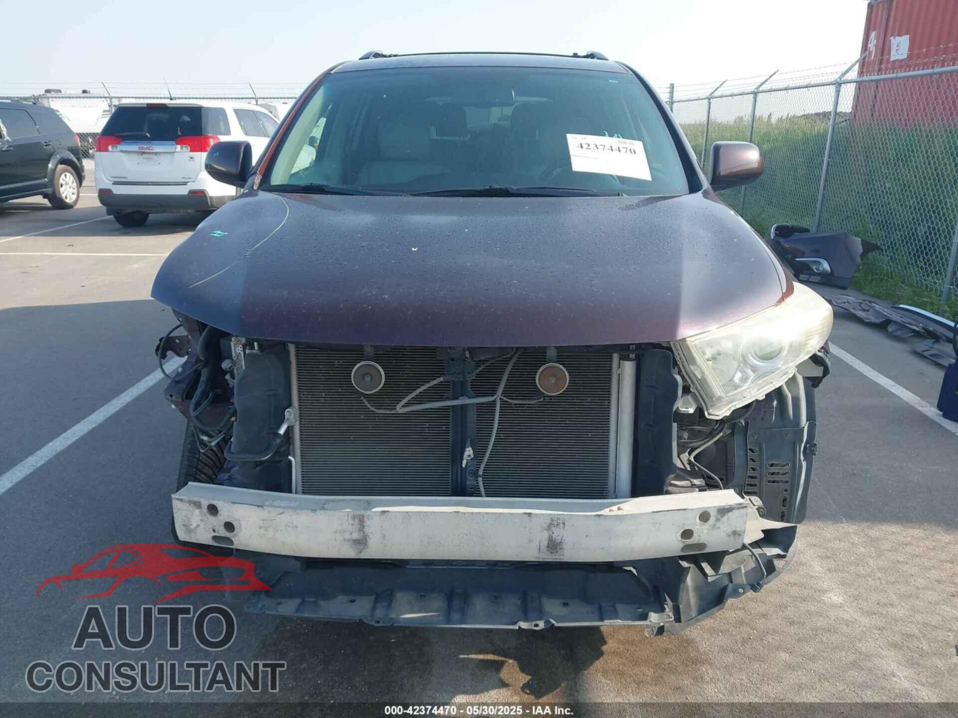 TOYOTA HIGHLANDER 2013 - 5TDBK3EH8DS232741