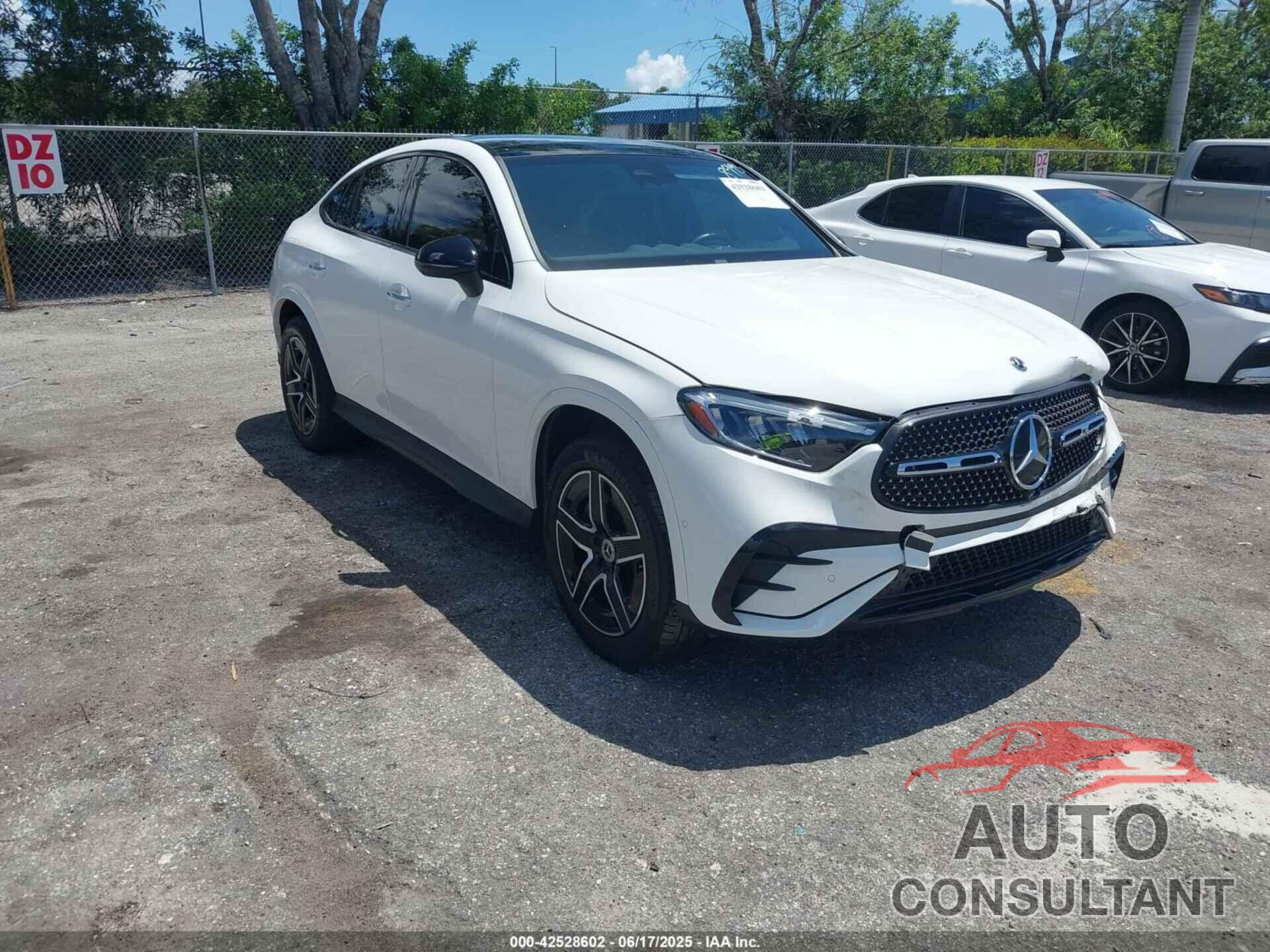 MERCEDES-BENZ GLC 300 2024 - W1NKJ4HBXRF098993