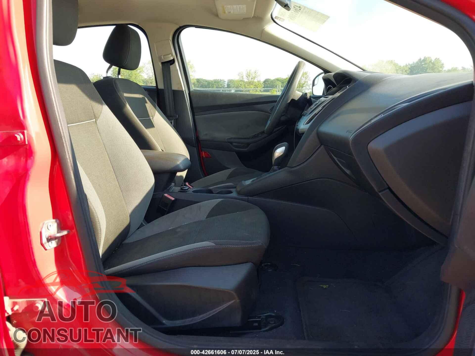 FORD FOCUS 2012 - 1FAHP3F25CL324255