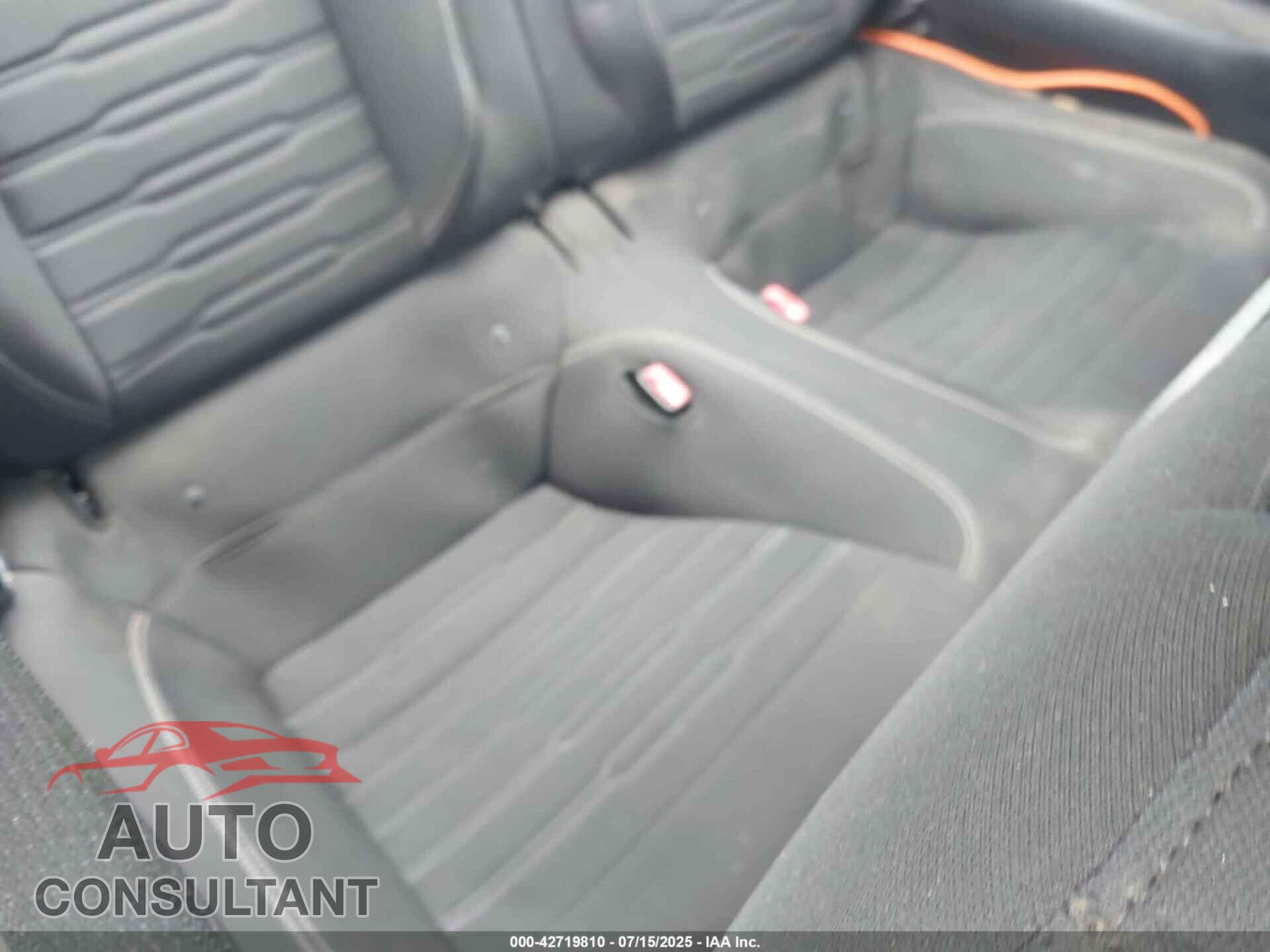 FORD MUSTANG 2016 - 1FA6P8TH6G5264154