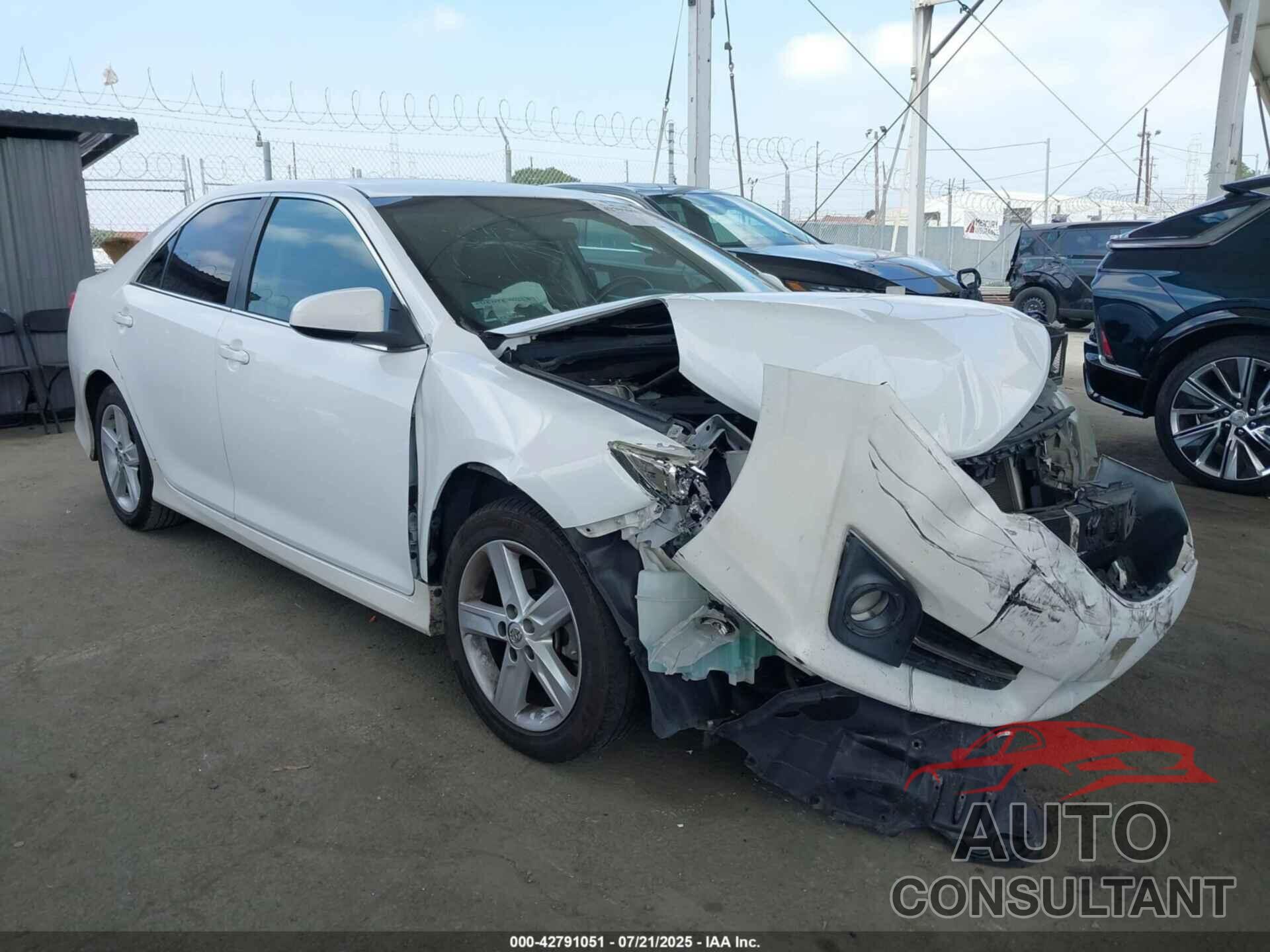 TOYOTA CAMRY 2014 - 4T1BF1FK5EU393432