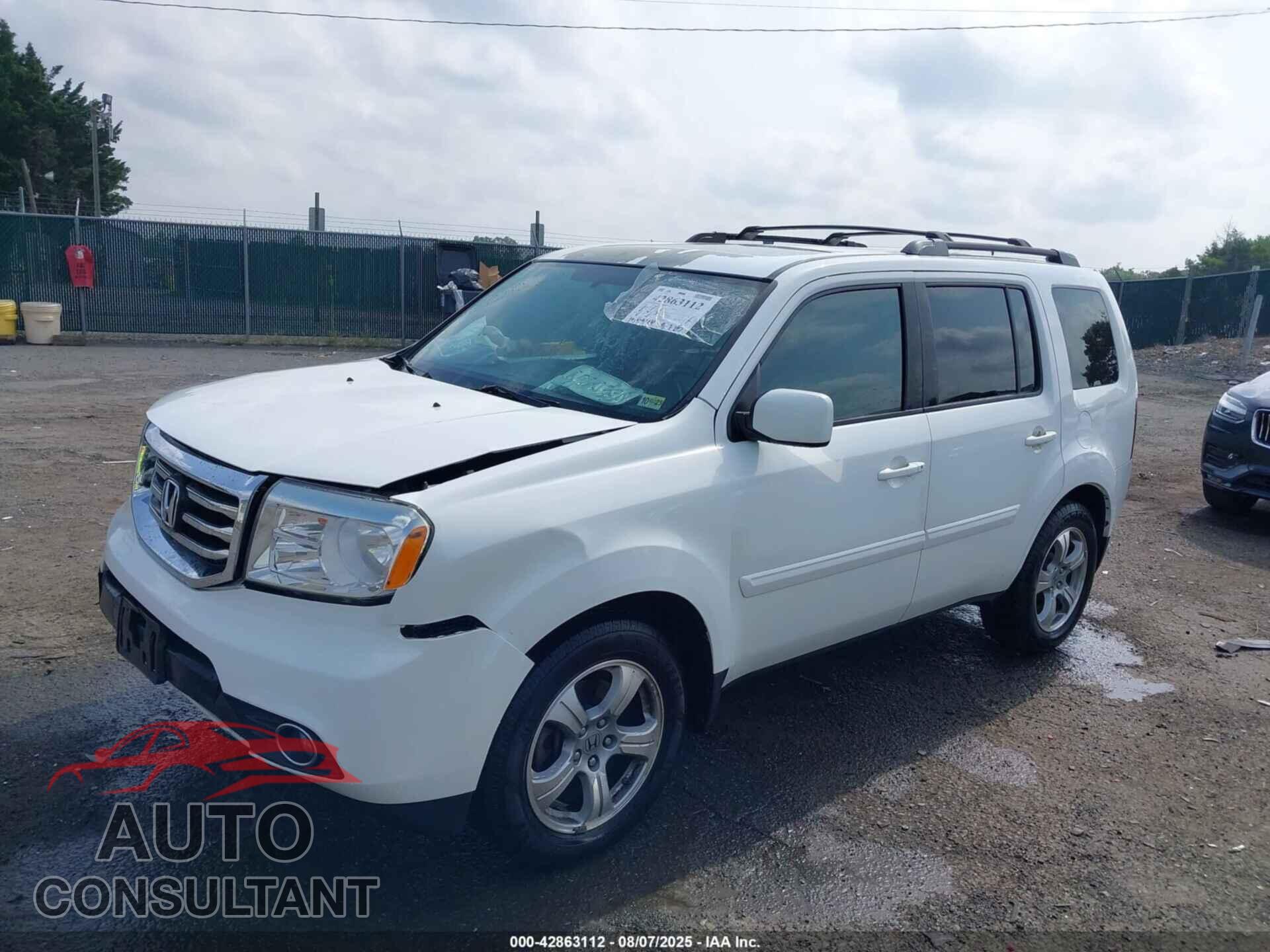 HONDA PILOT 2013 - 5FNYF4H68DB053828