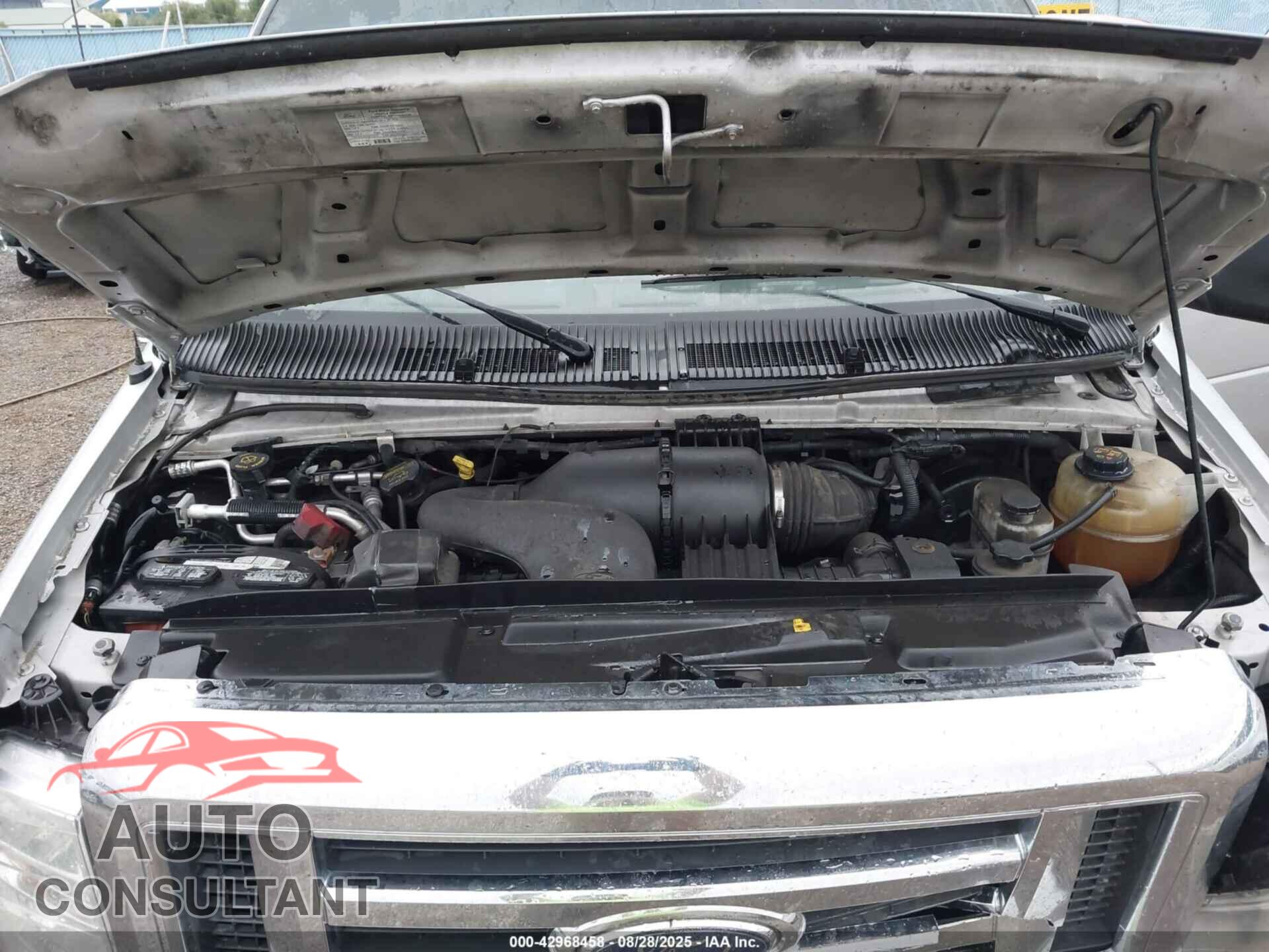 FORD E-350 SUPER DUTY 2013 - 1FBNE3BL0DDA62145