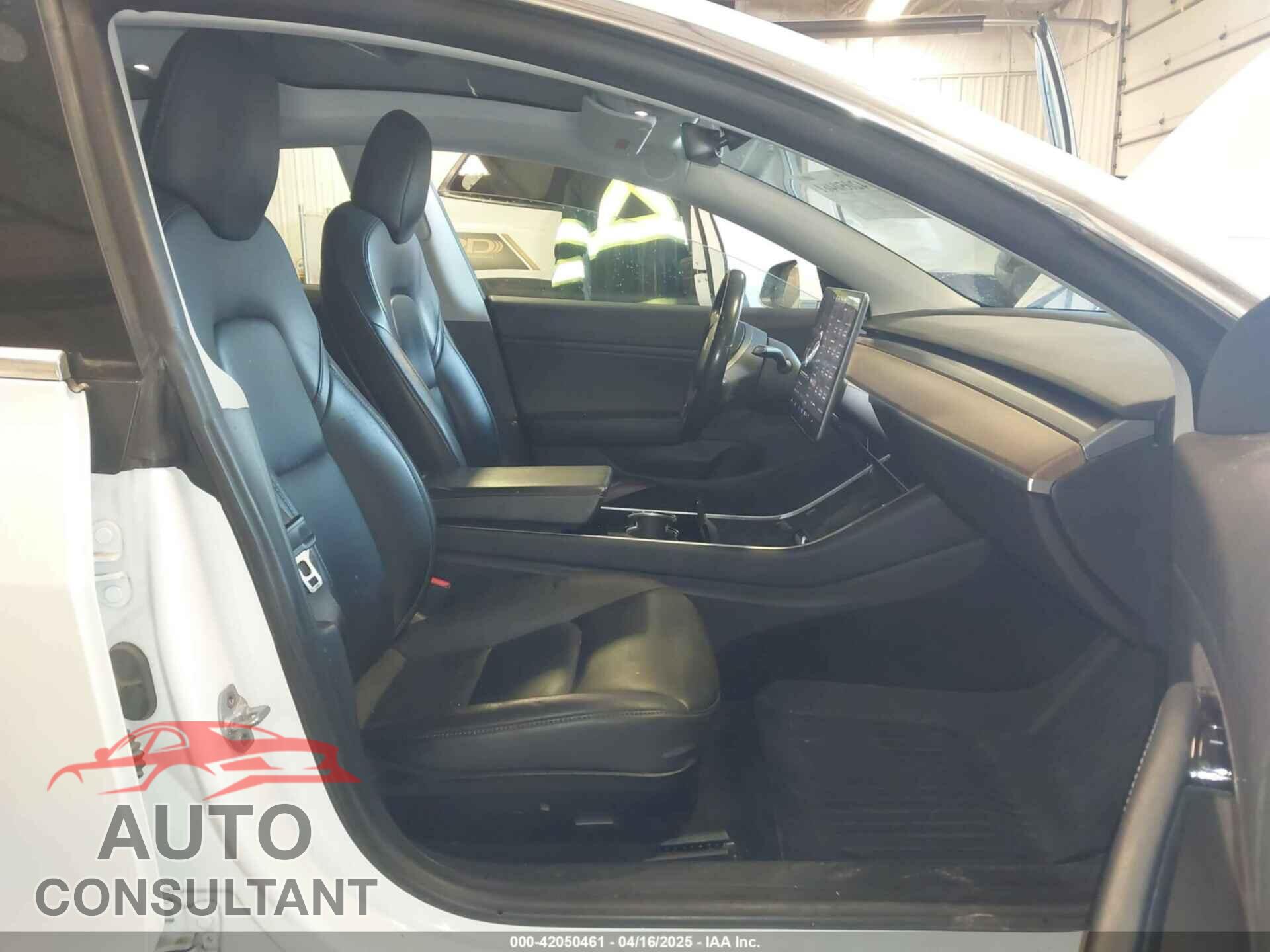 TESLA MODEL 3 2019 - 5YJ3E1EA5KF317542