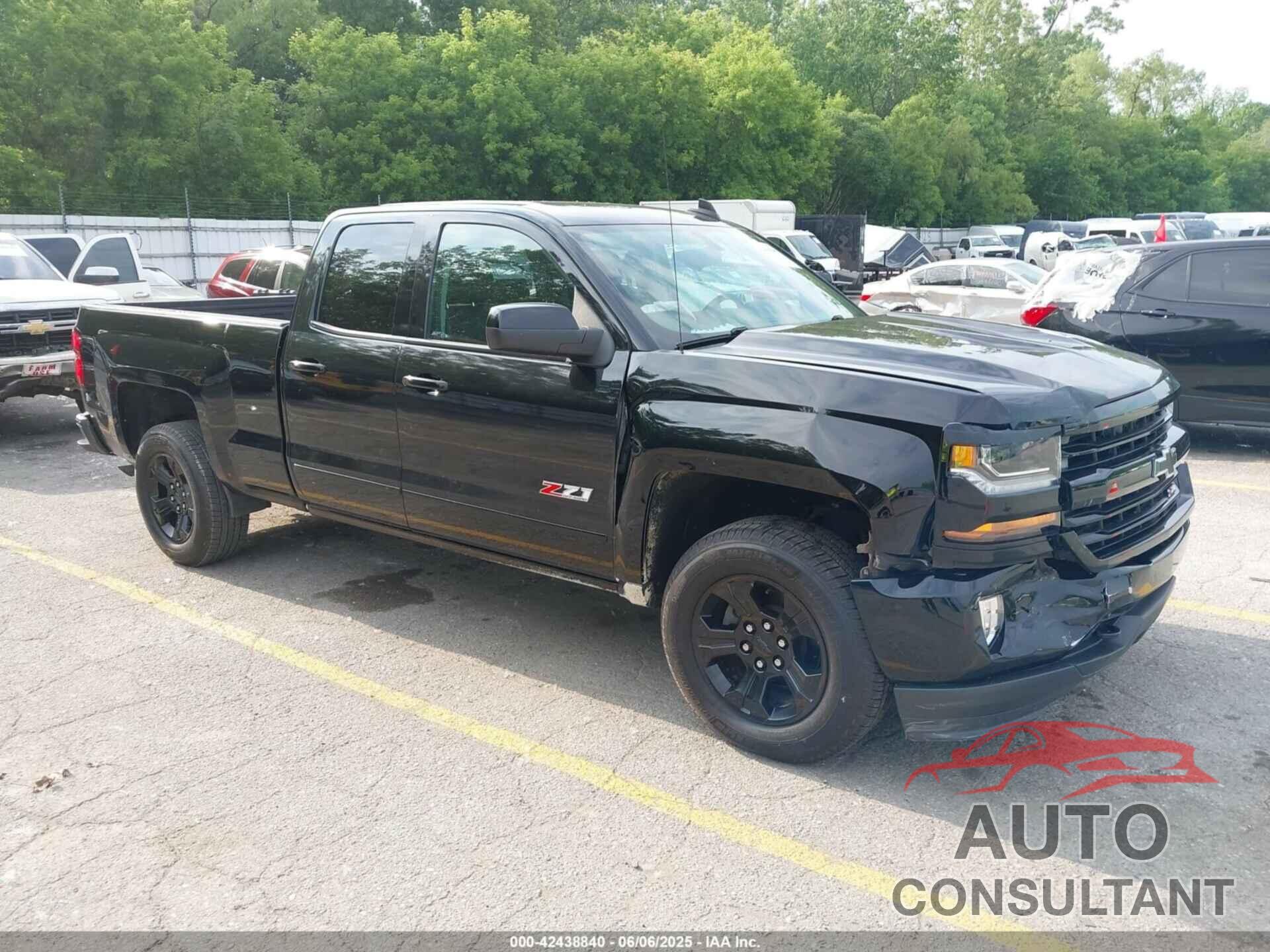 CHEVROLET SILVERADO 1500 2017 - 1GCVKREC0HZ189702