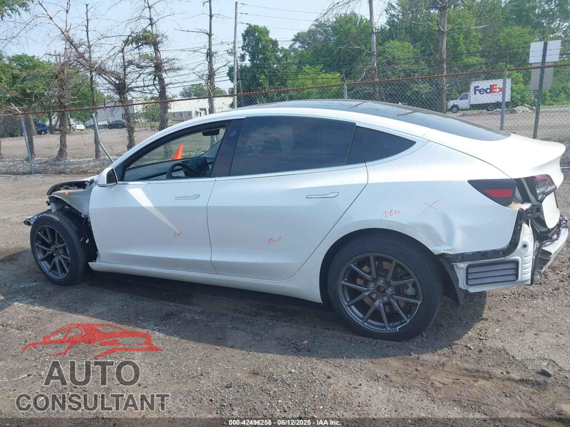 TESLA MODEL 3 2020 - 5YJ3E1EB4LF637090