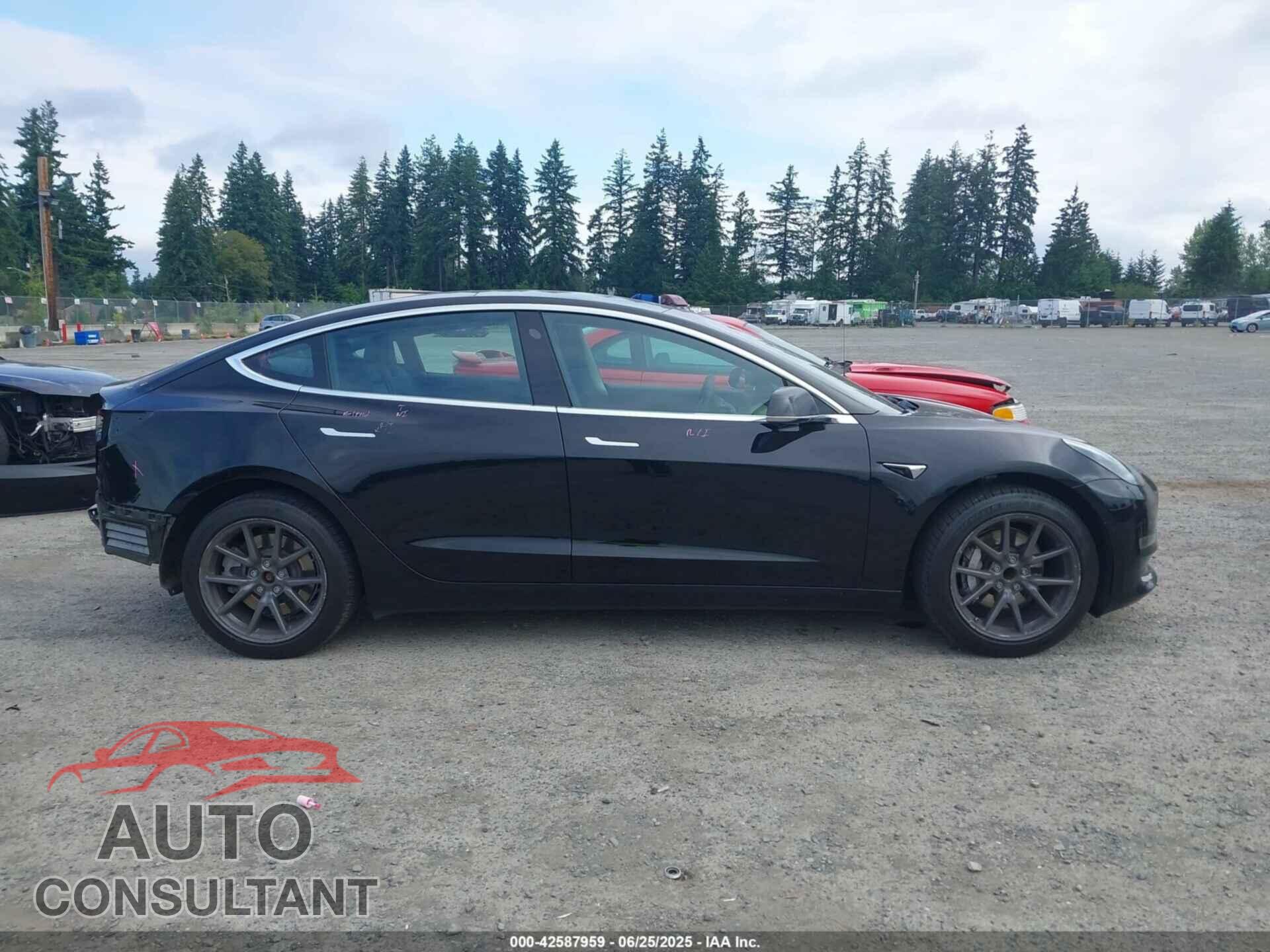 TESLA MODEL 3 2019 - 5YJ3E1EA8KF424603