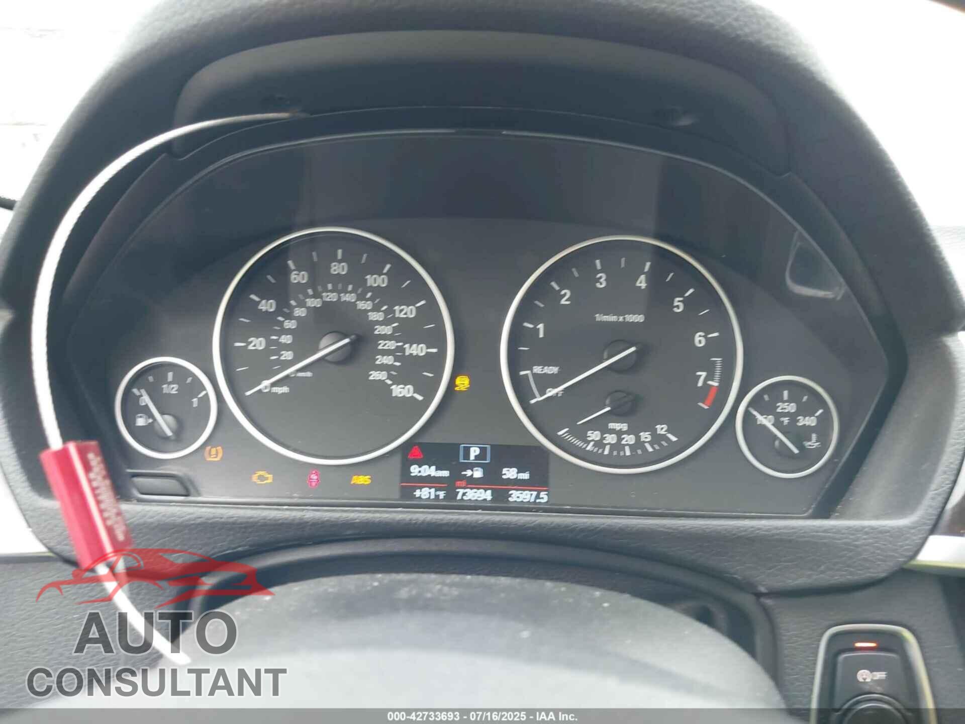 BMW 320I 2016 - WBA8E5G56GNU19189