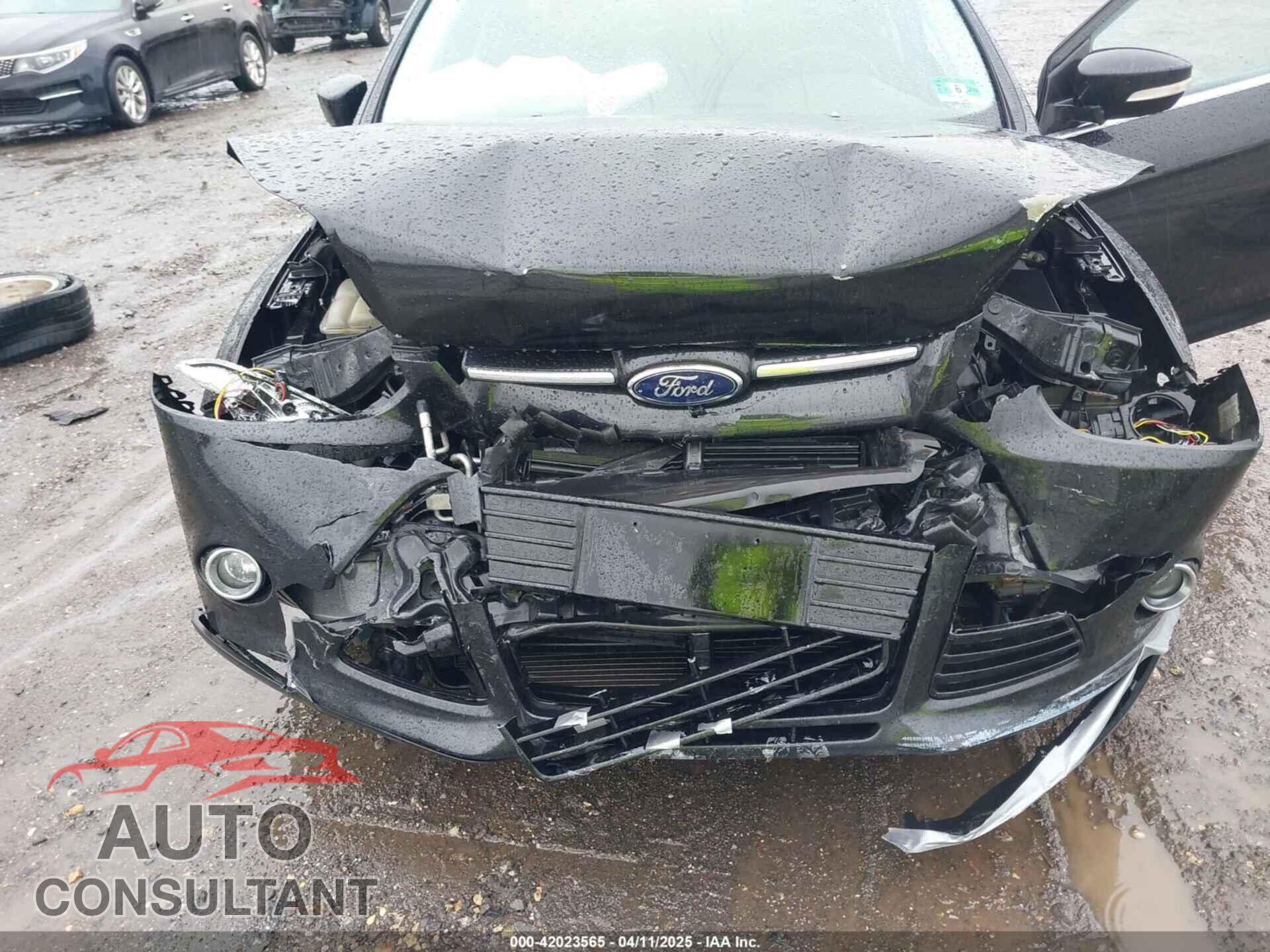 FORD FOCUS 2014 - 1FADP3N23EL212928