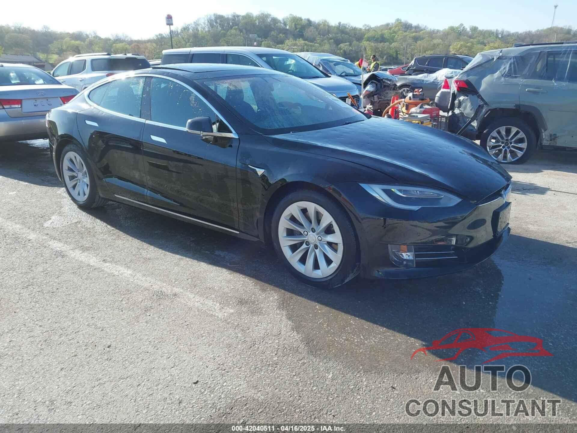 TESLA MODEL S 2017 - 5YJSA1E27HF230508