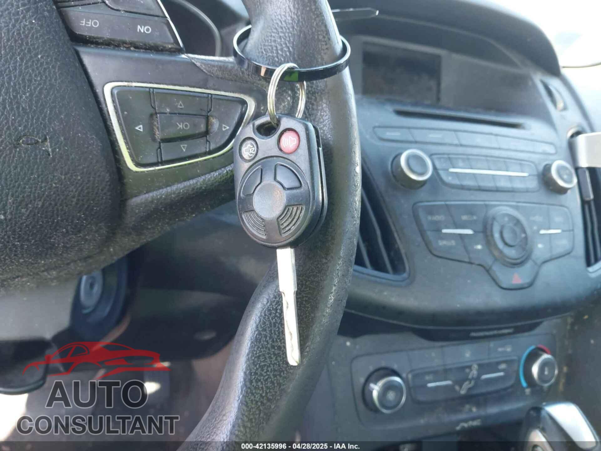FORD FOCUS 2016 - 1FADP3F28GL389377