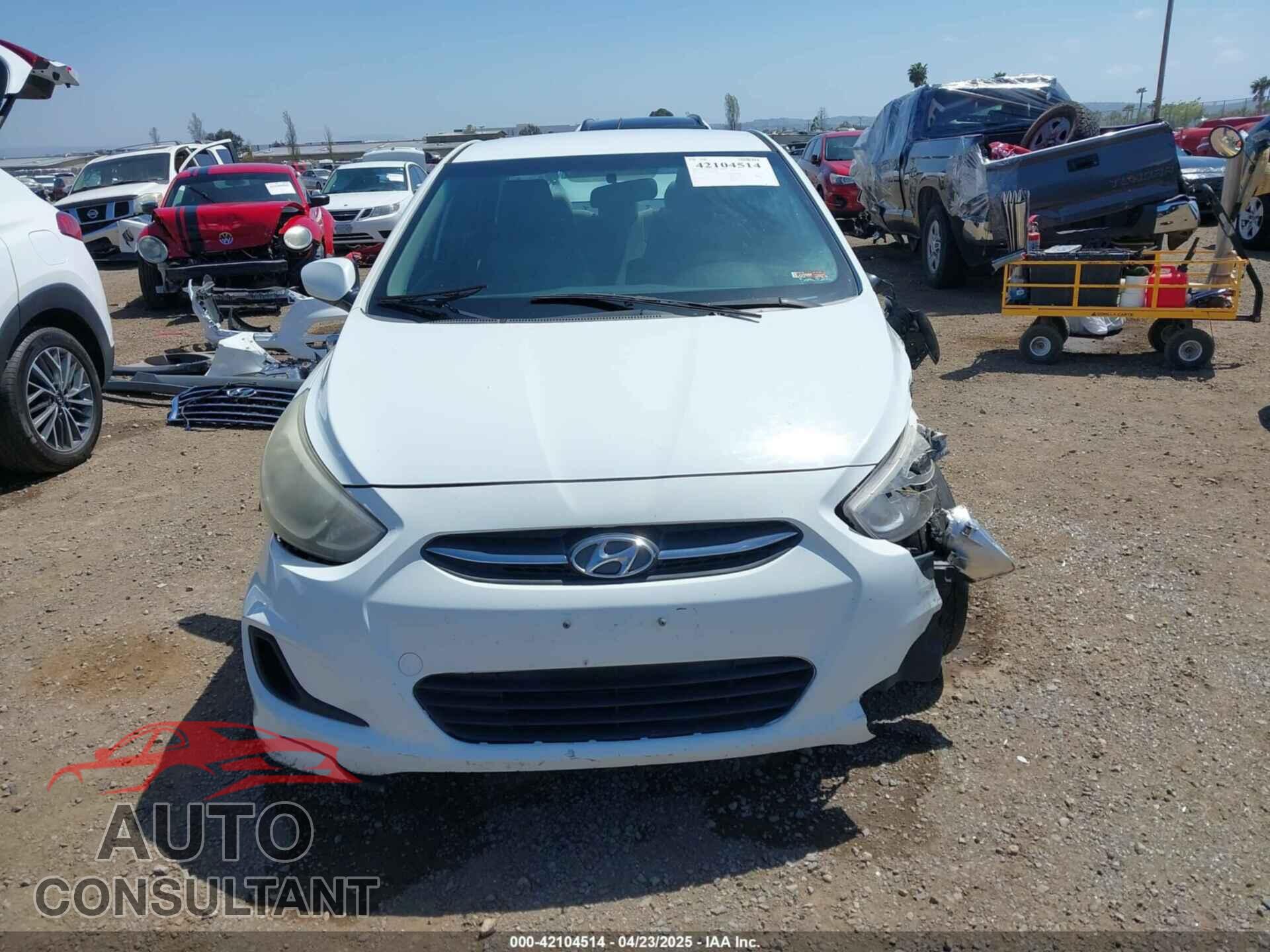HYUNDAI ACCENT 2016 - KMHCT4AE5GU980152
