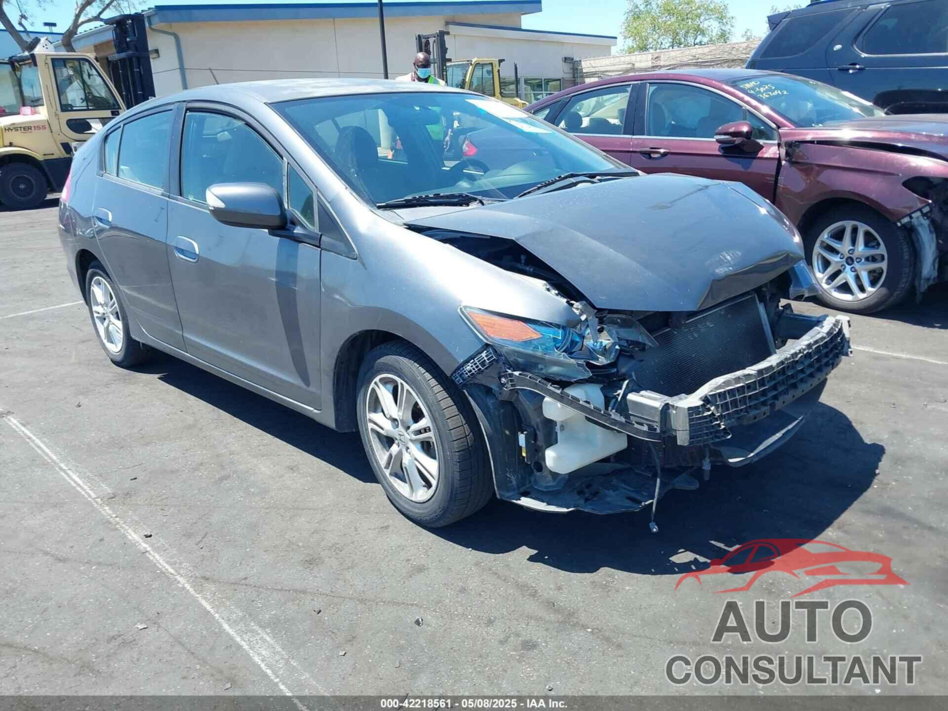 HONDA INSIGHT 2011 - JHMZE2H72BS002036