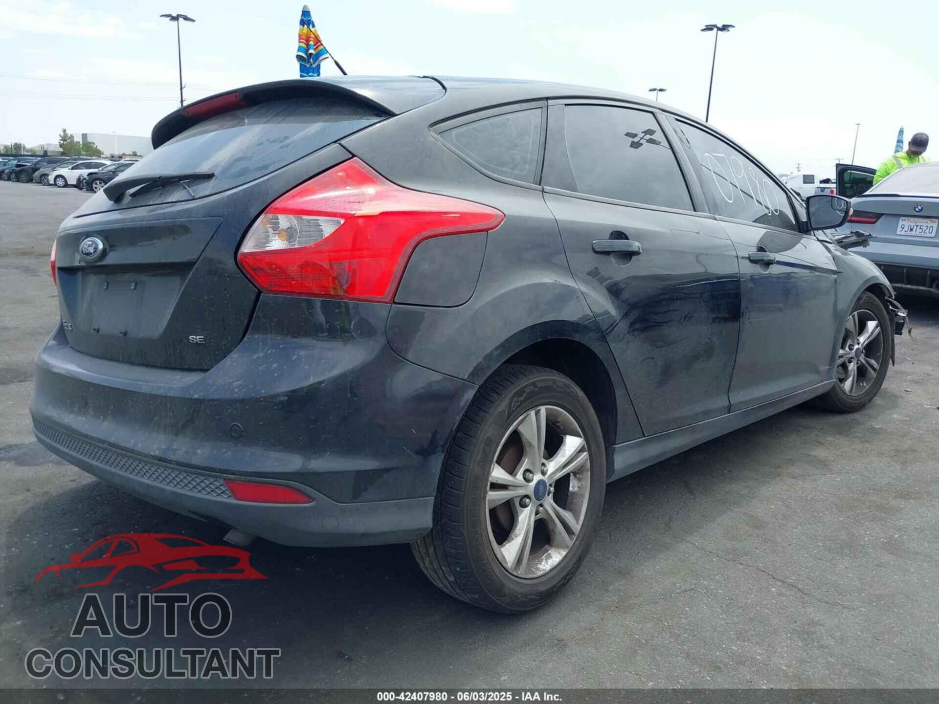 FORD FOCUS 2014 - 1FADP3K24EL110817