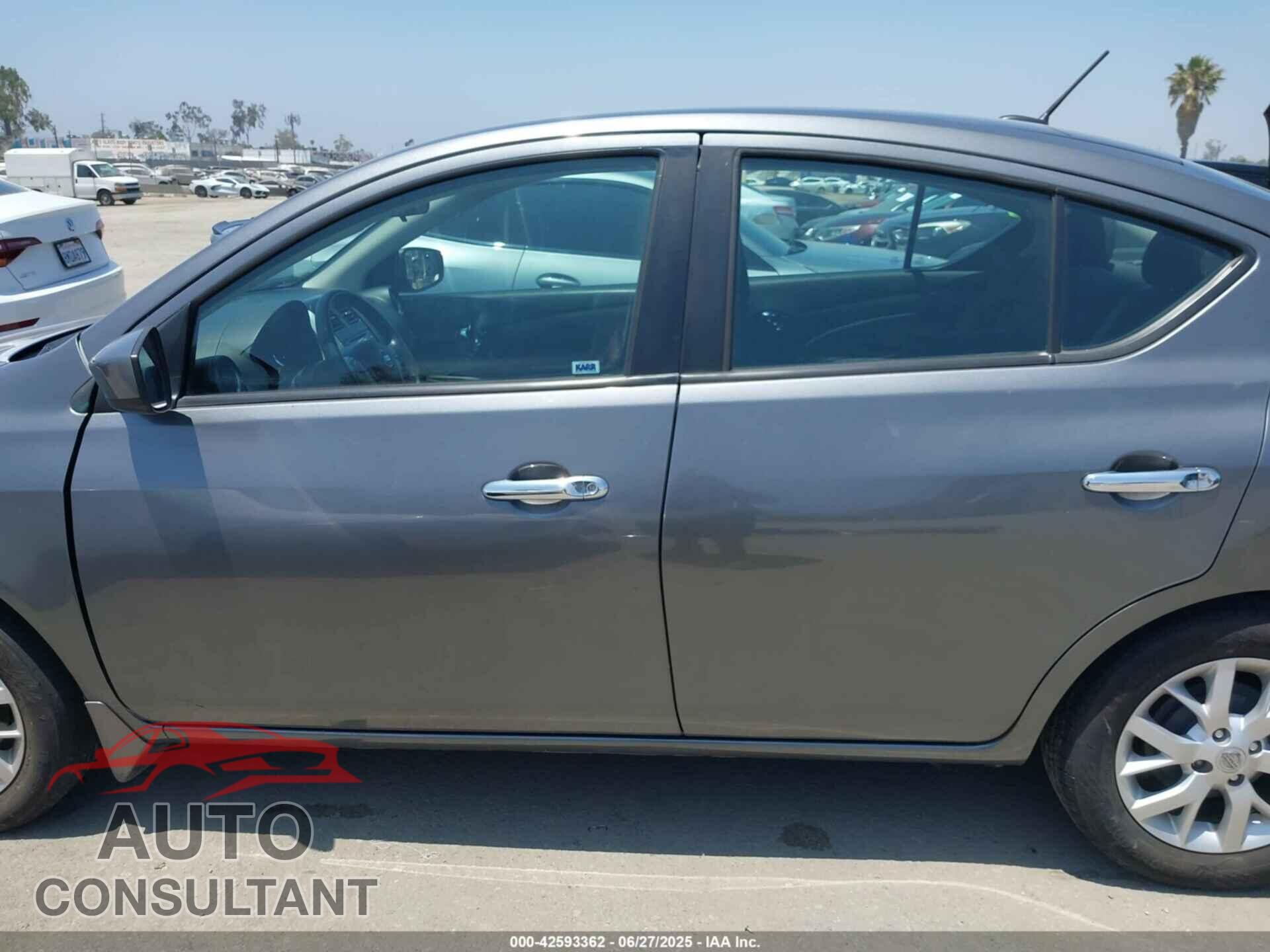 NISSAN VERSA 2017 - 3N1CN7AP3HL842240