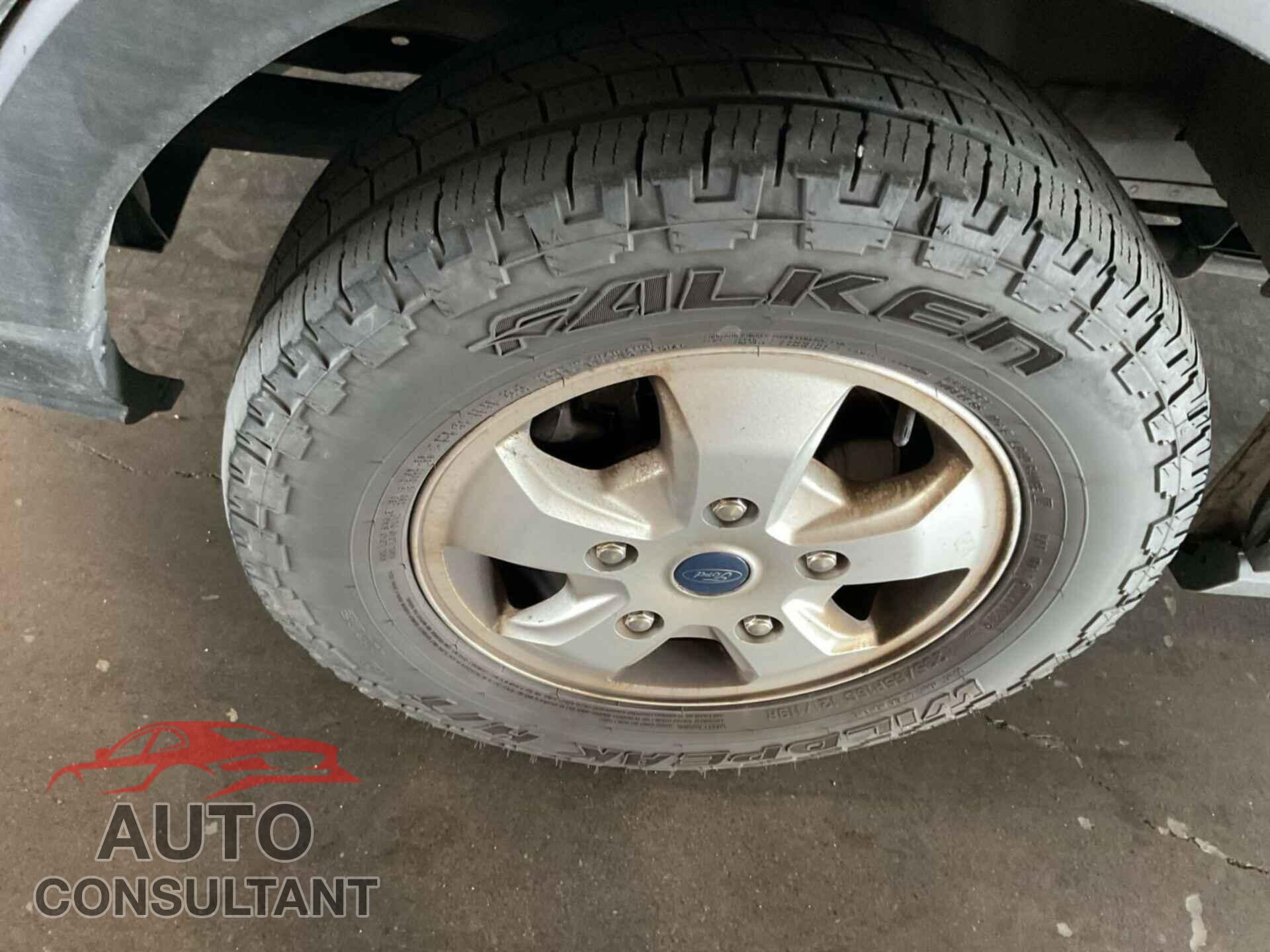 FORD TRANSIT 2019 - 1FTYR1YG0KKB48219