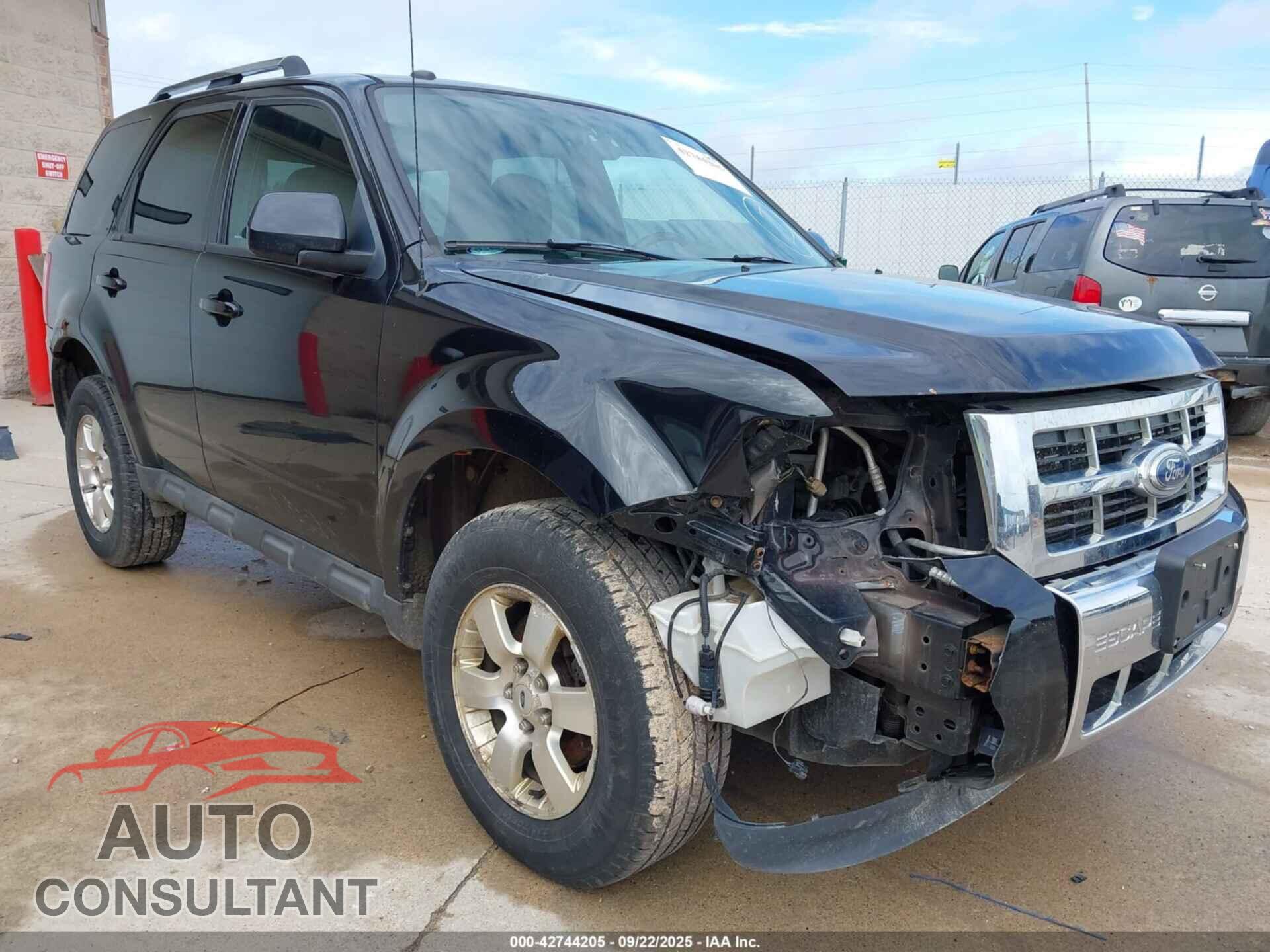 FORD ESCAPE 2011 - 1FMCU9E76BKA57320